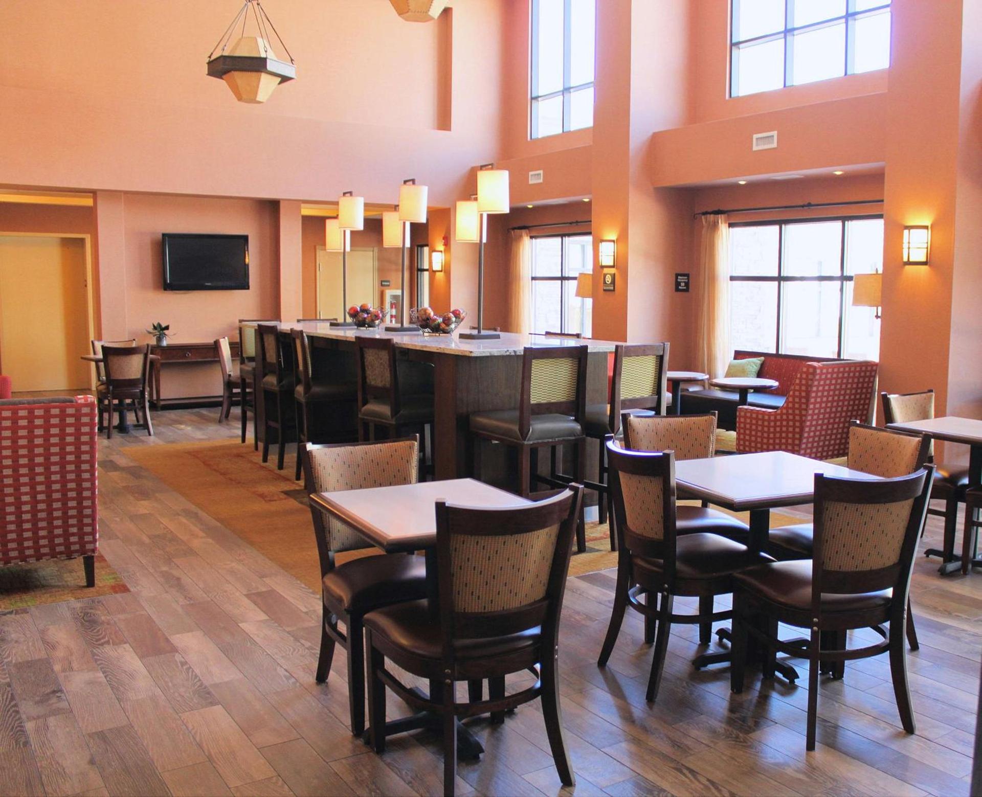 Hampton Inn & Suites Green River photo 5
