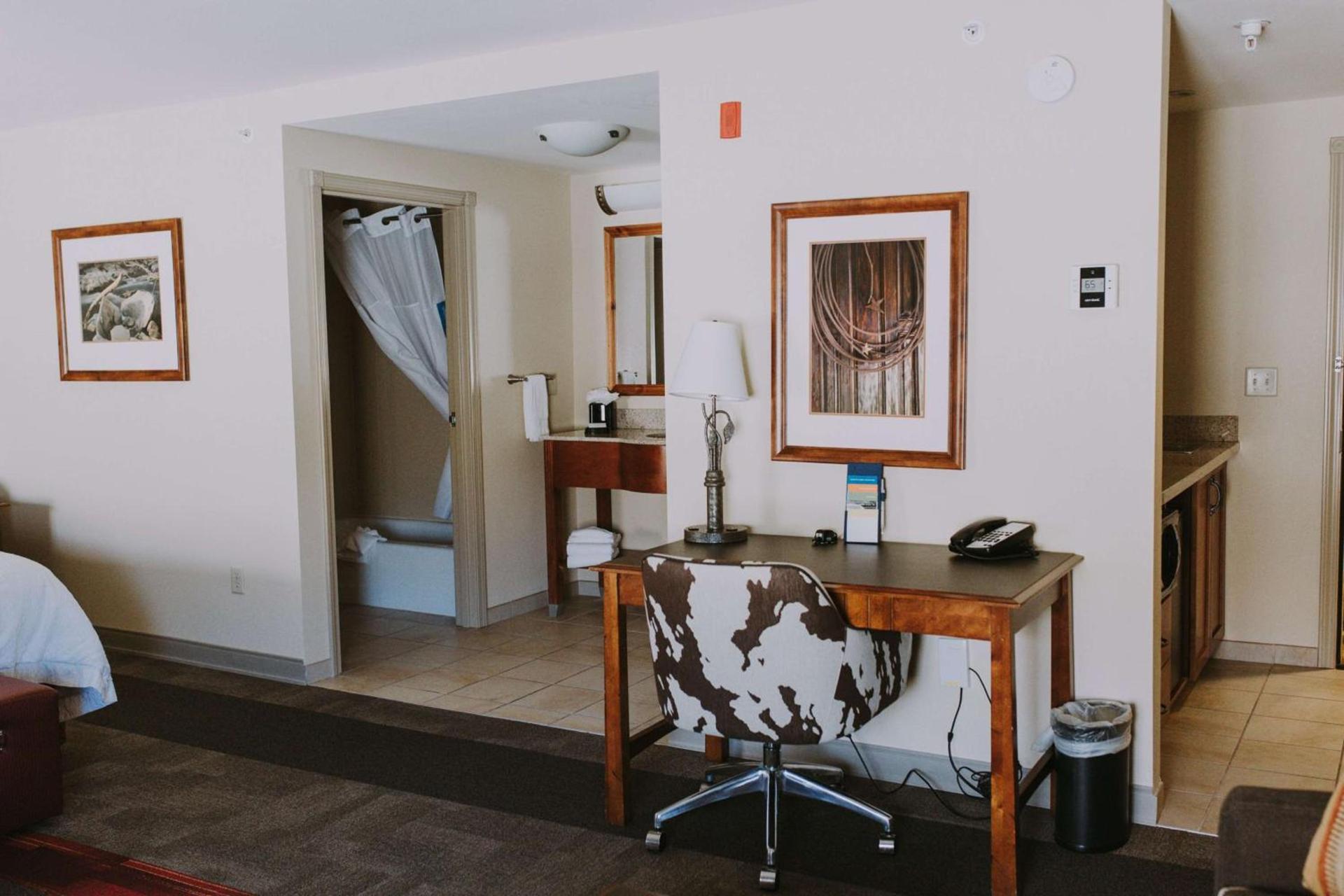 Hampton Inn & Suites Green River photo 12