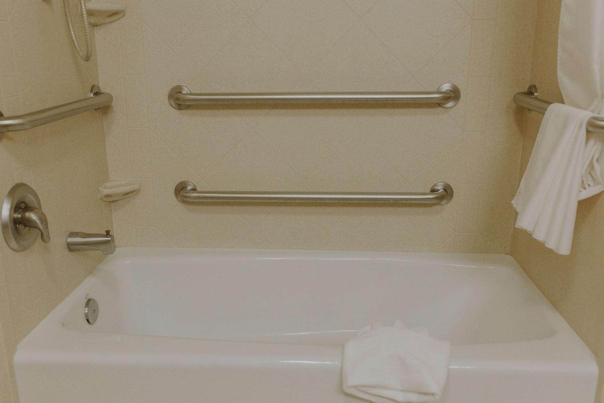 Hampton Inn & Suites Green River photo 14