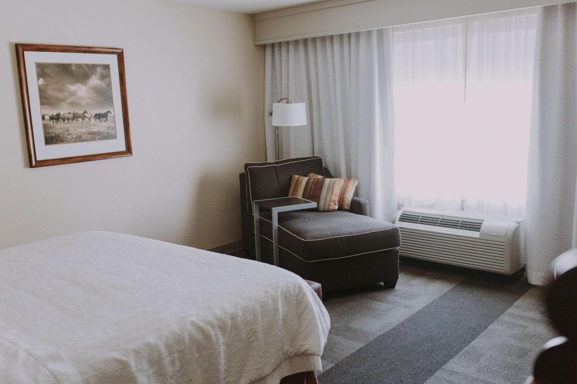 Hampton Inn & Suites Green River photo 20