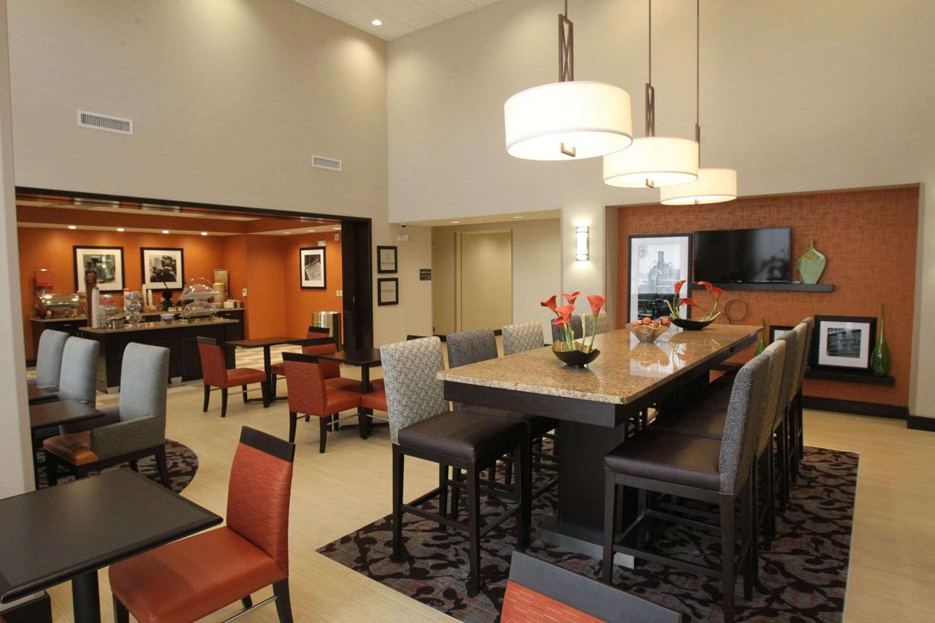 Hampton Inn & Suites Seneca-Clemson Area photo 2