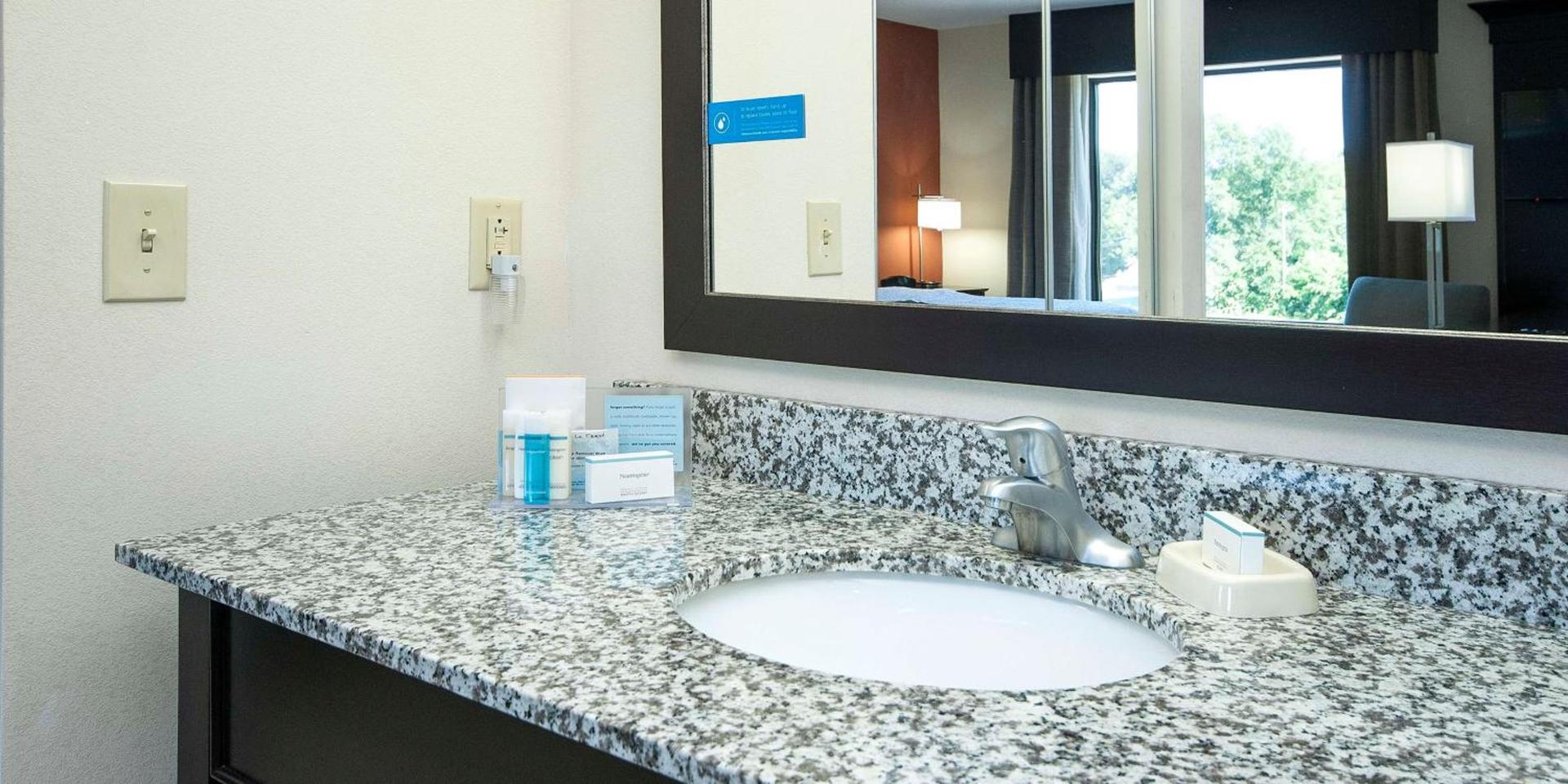 Hampton Inn & Suites Seneca-Clemson Area photo 70