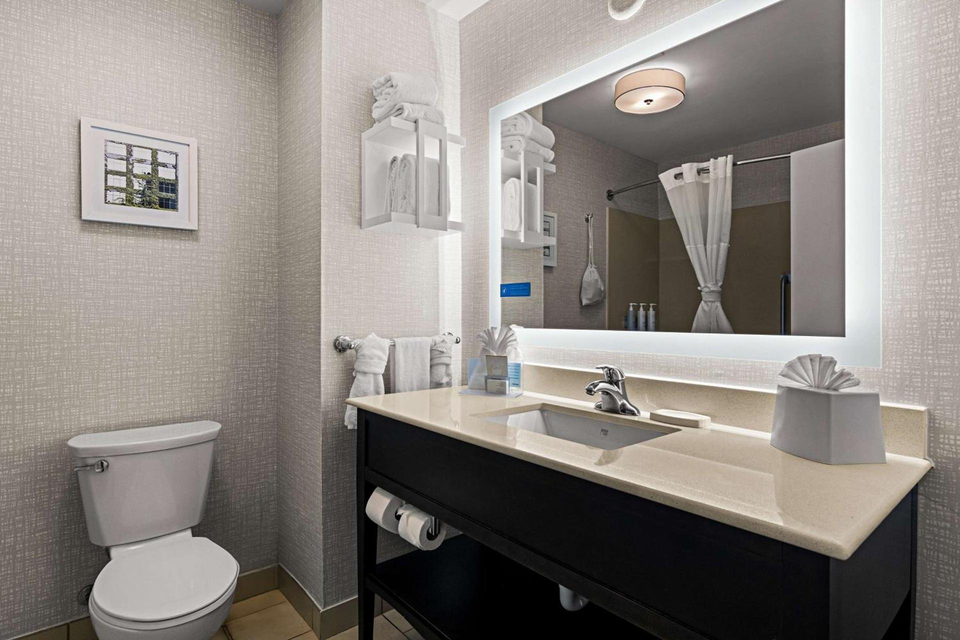 Hampton Inn & Suites Schererville photo 19
