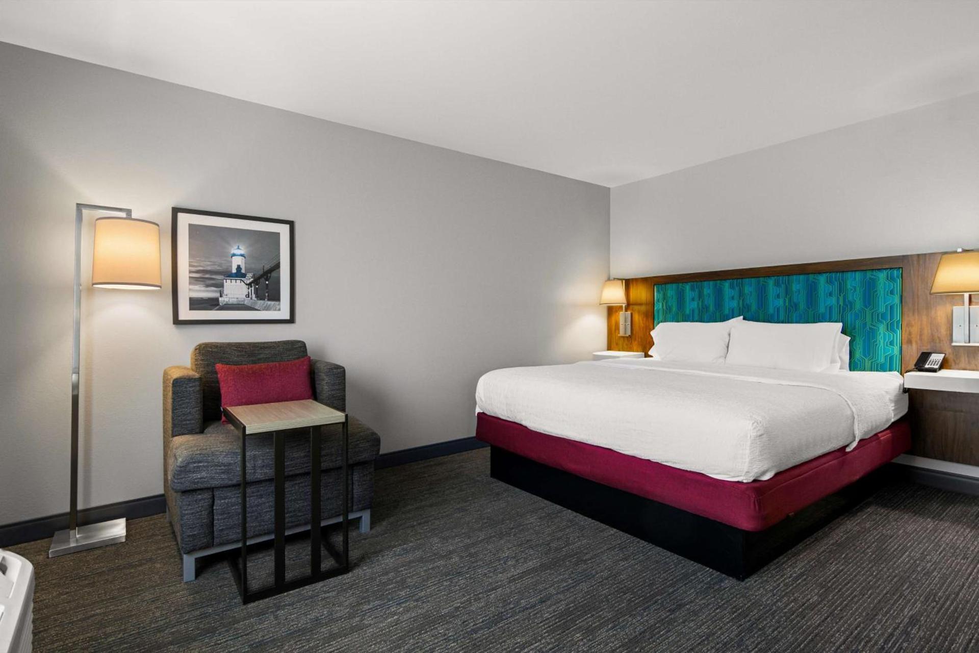 Hampton Inn & Suites Schererville photo 30