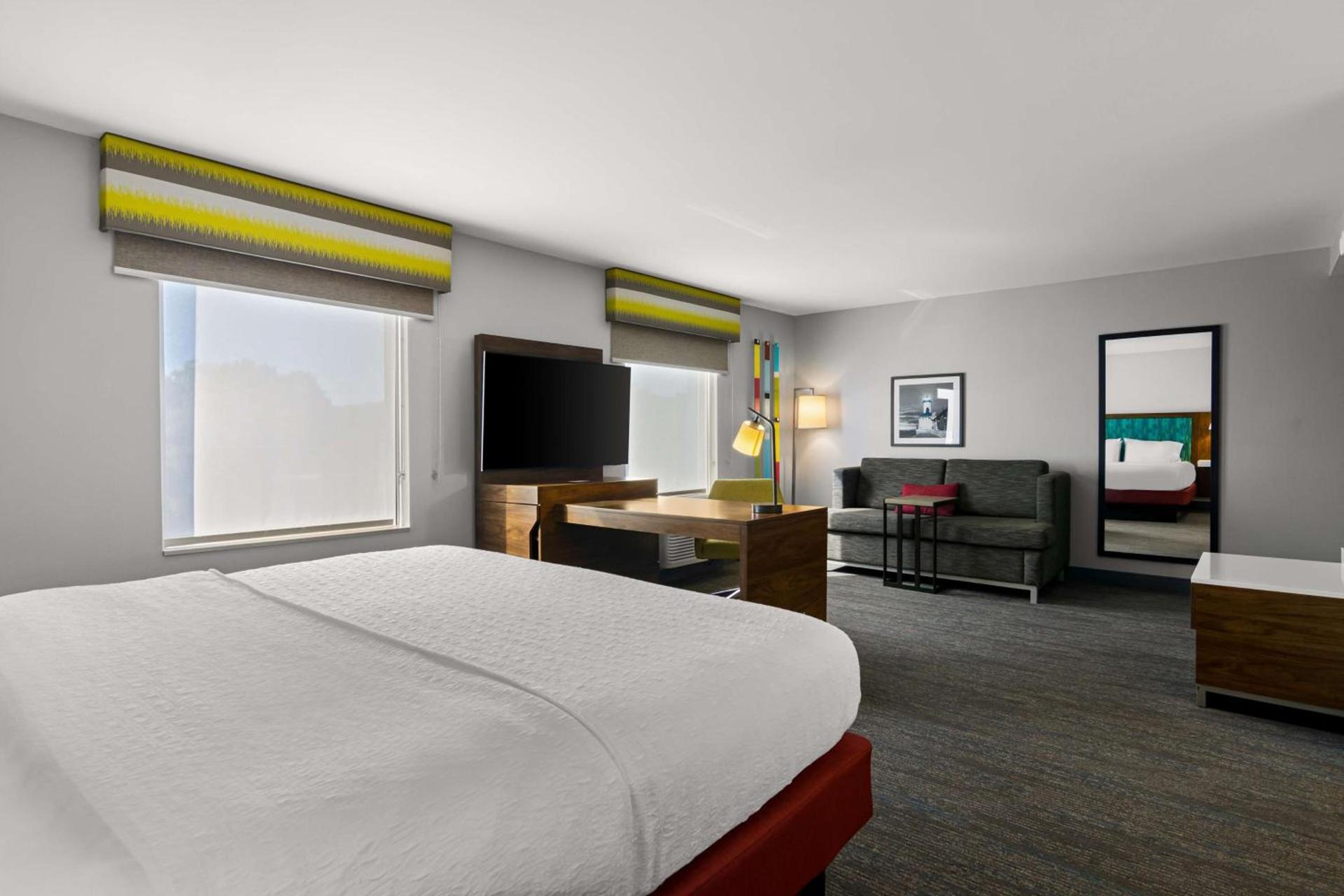 Hampton Inn & Suites Schererville photo 38