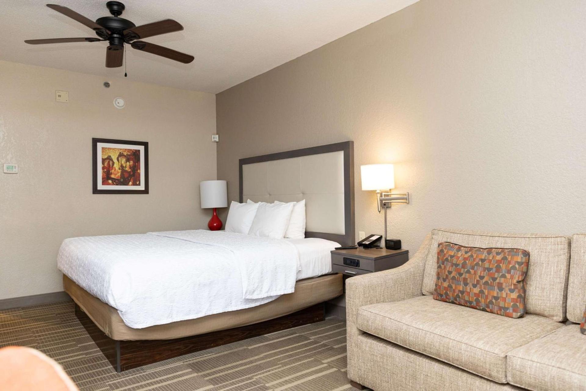 Hampton Inn Hammond photo 26