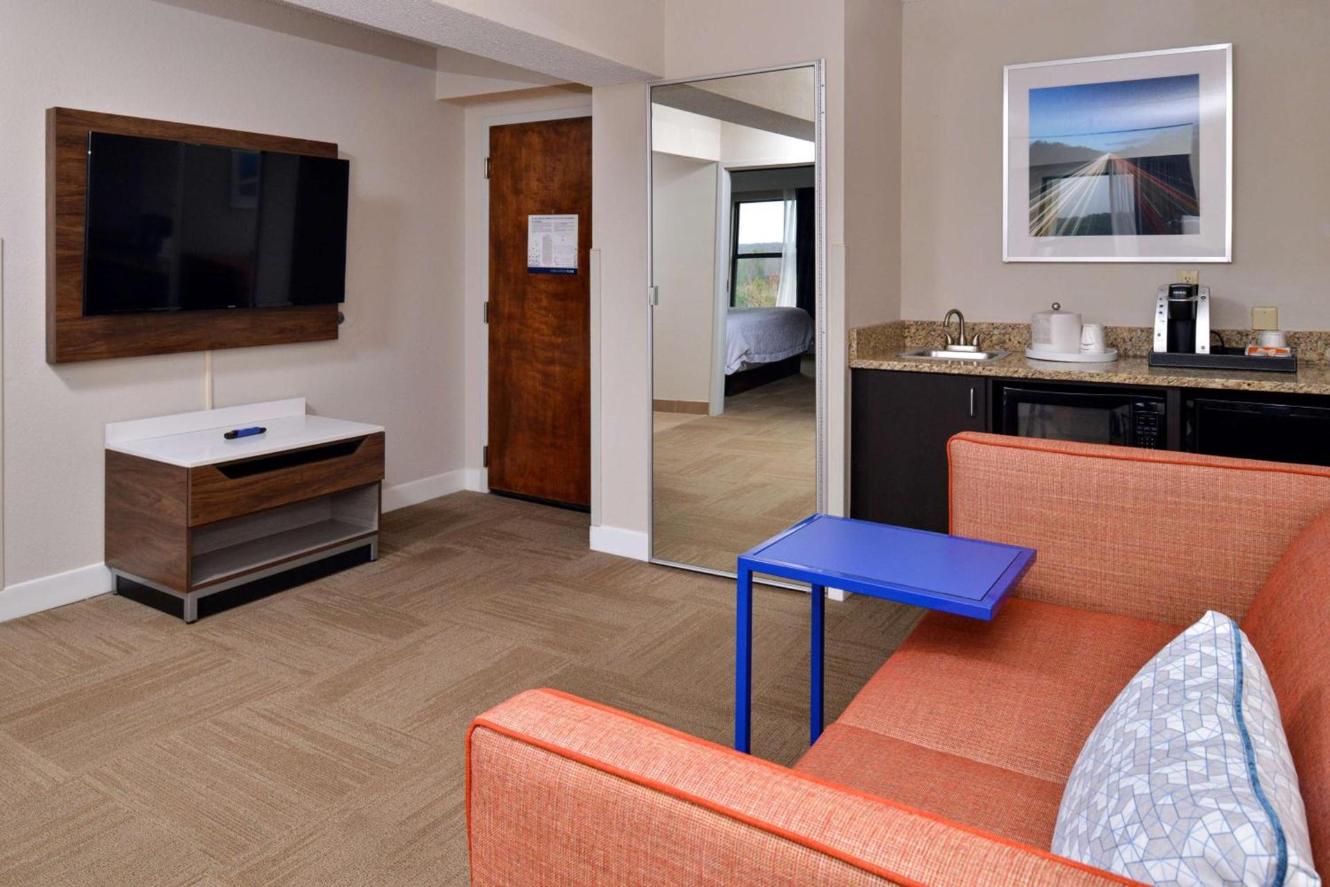 Hampton Inn Henderson photo 22