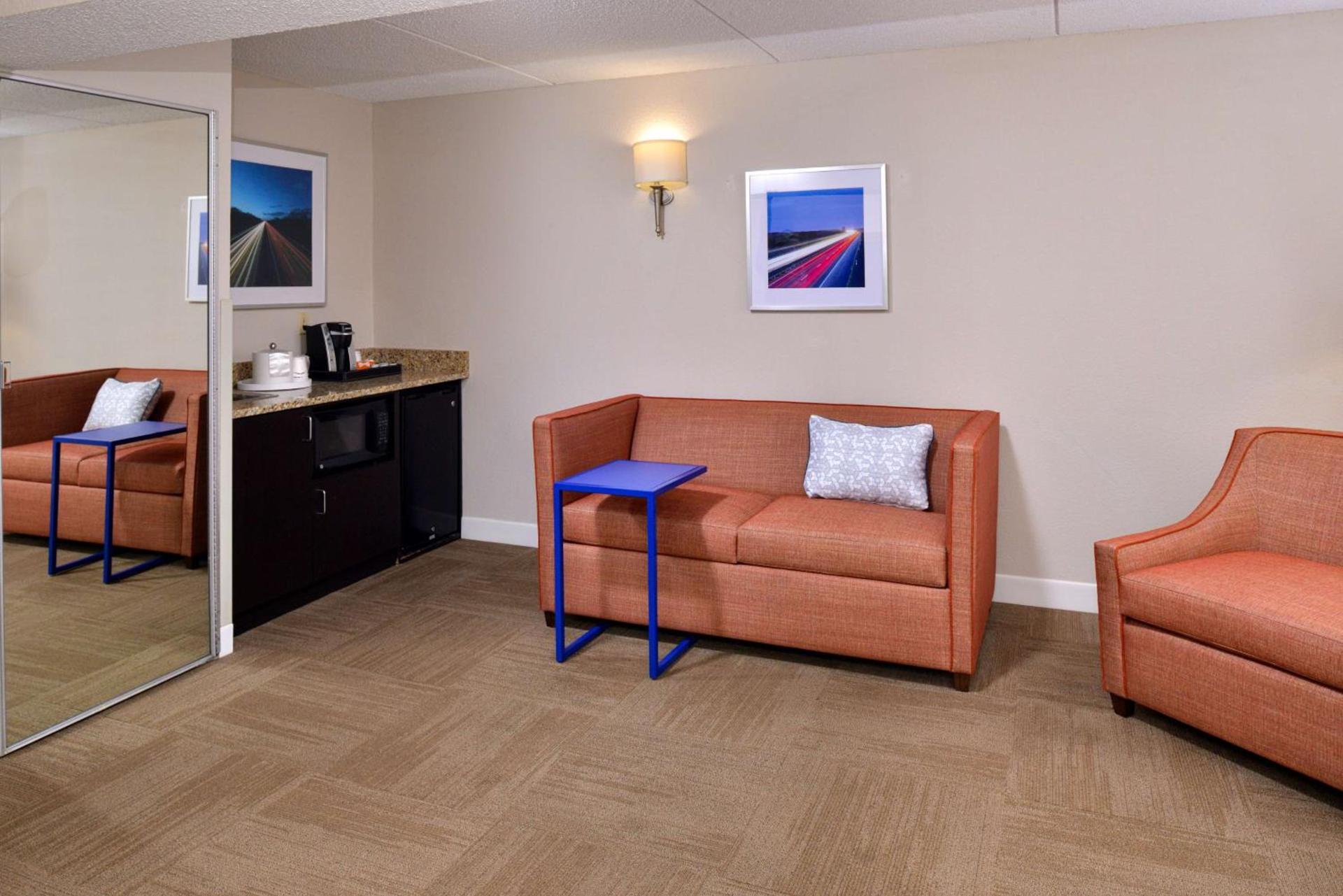 Hampton Inn Henderson photo 24