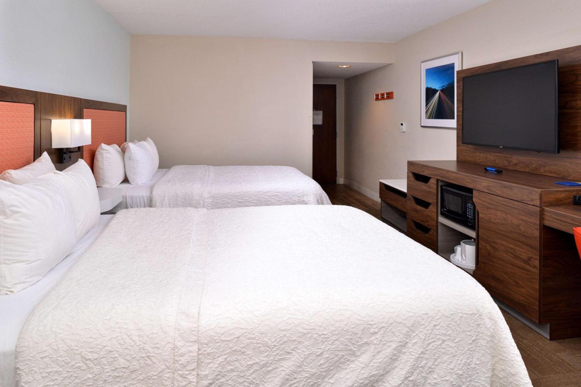 Hampton Inn Henderson photo 29