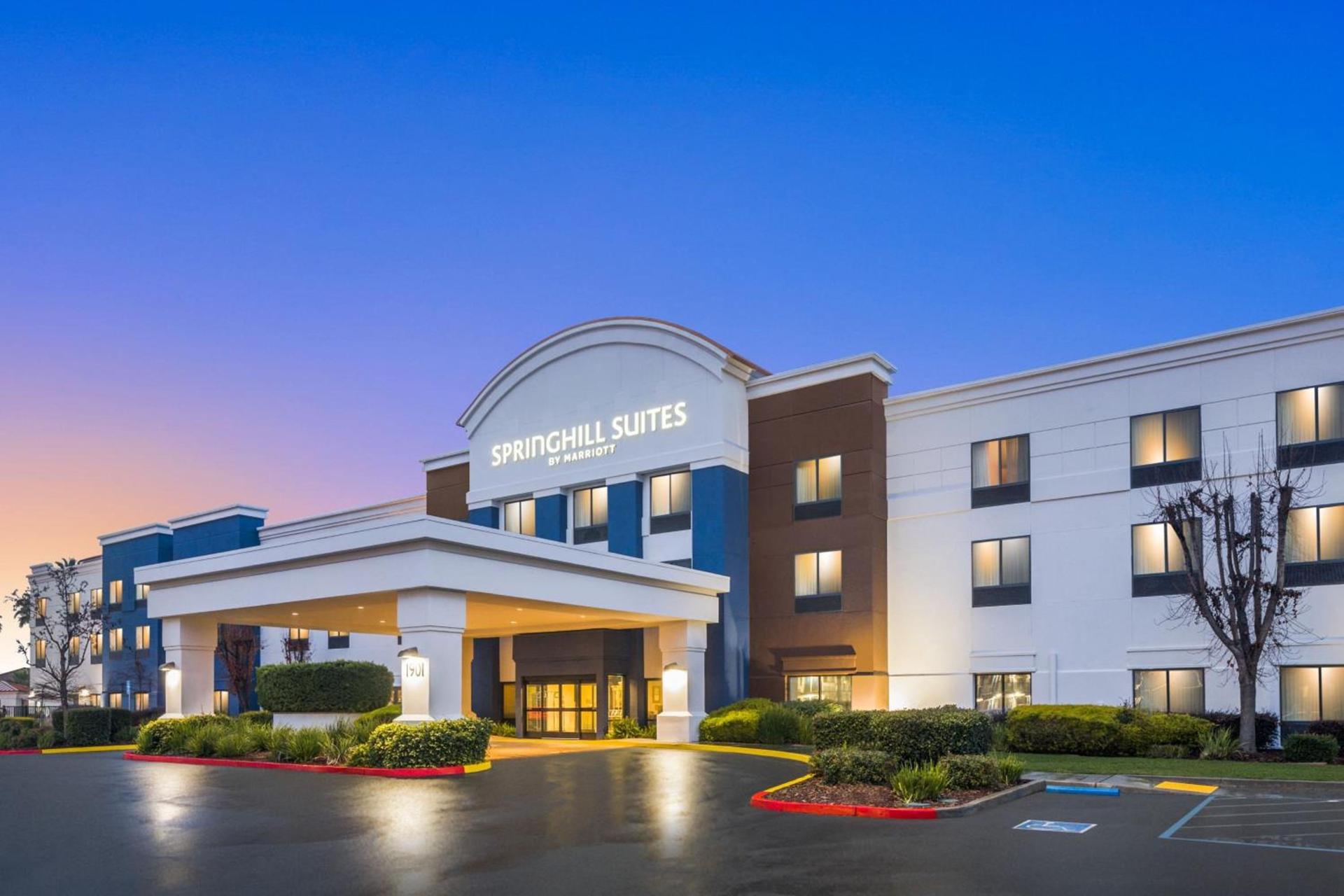 SpringHill Suites by Marriott Modesto photo 11