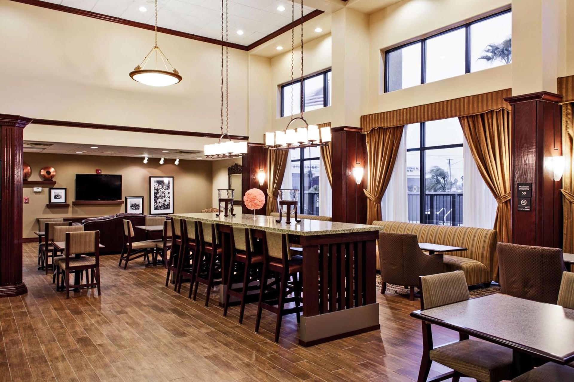 Hampton Inn & Suites Harlingen photo 6