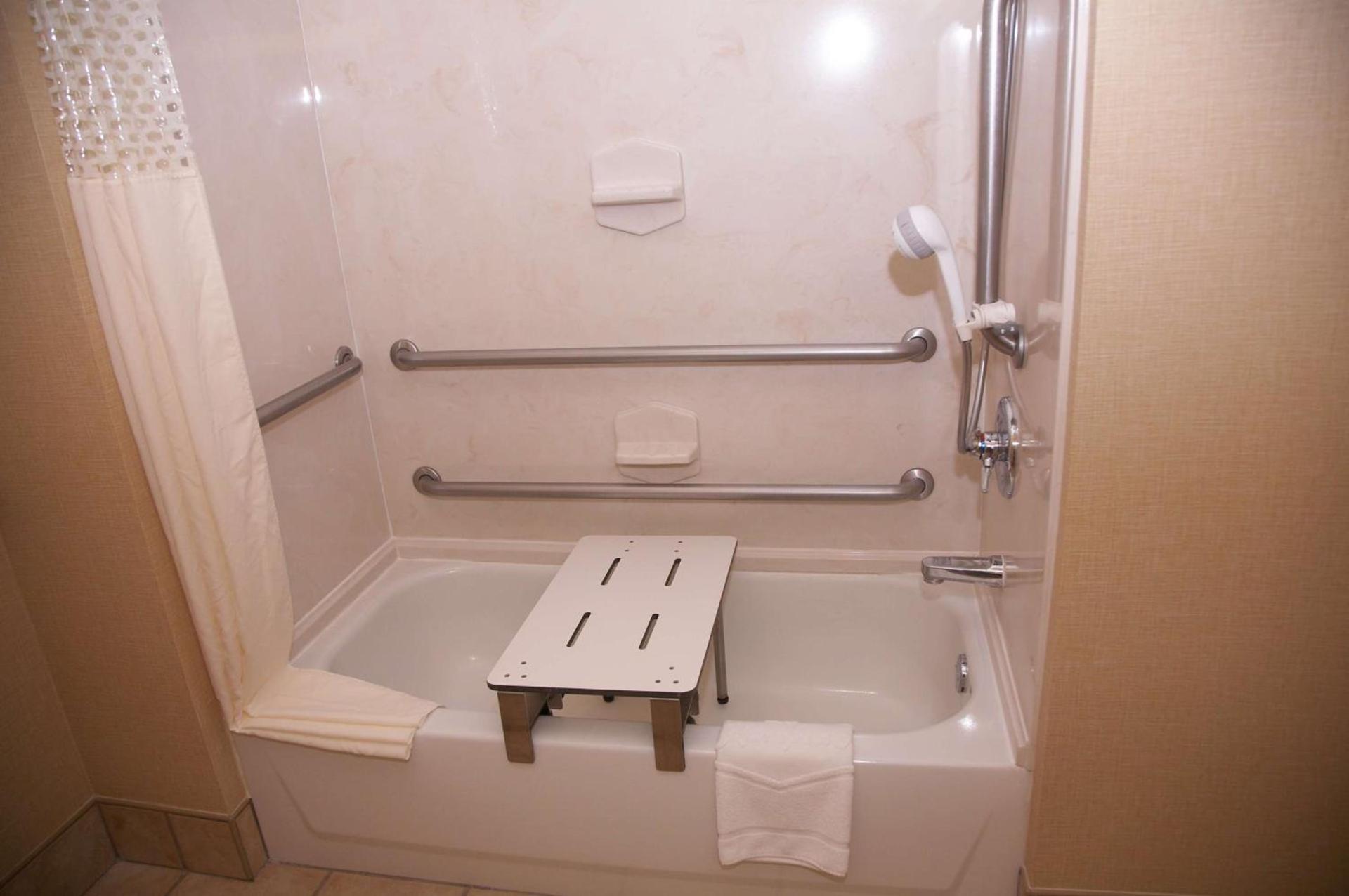 Hampton Inn & Suites Hobbs photo 12