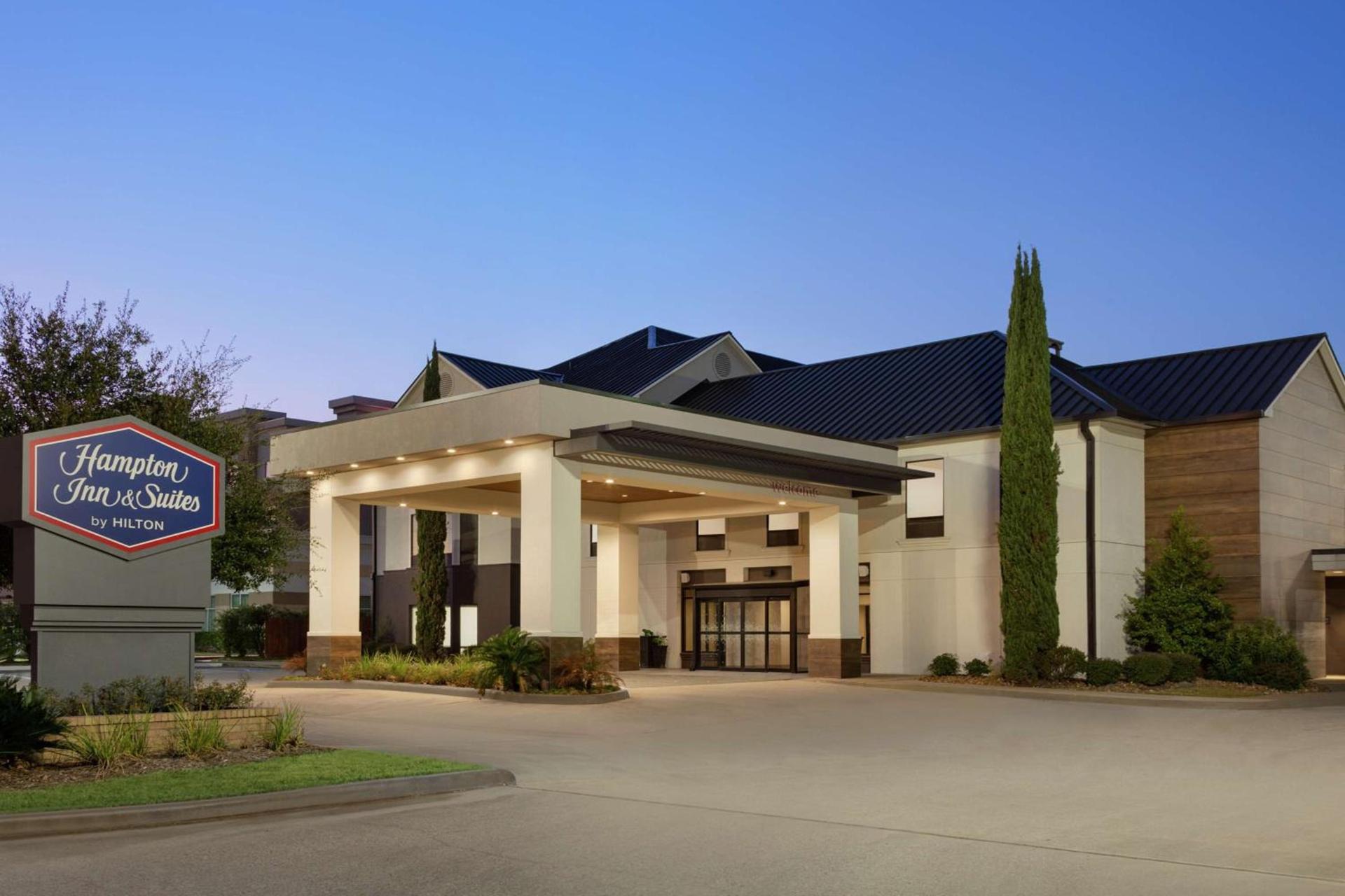 Hampton Inn & Suites Houston-Cypress Station photo 2