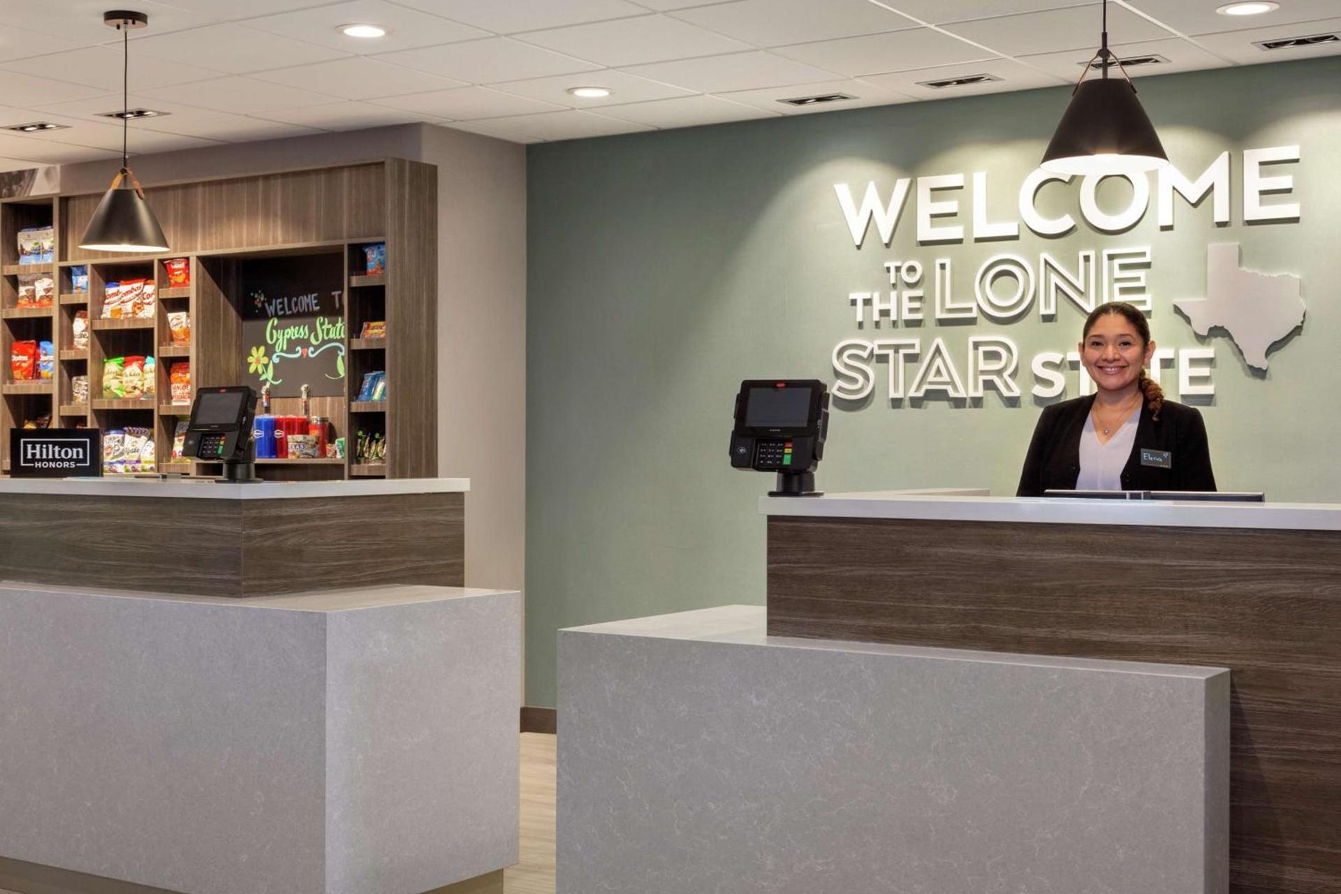 Hampton Inn & Suites Houston-Cypress Station photo 8
