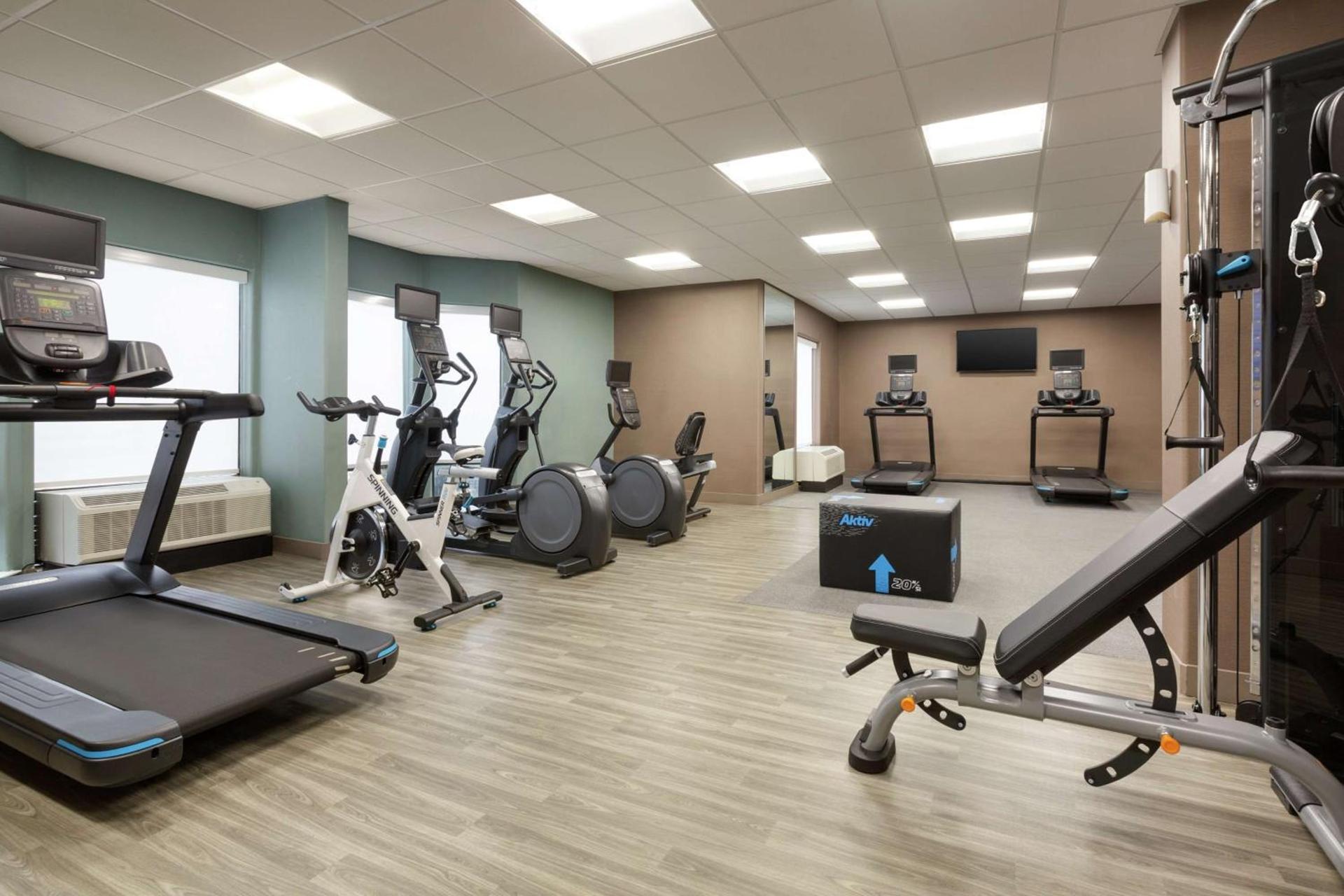 Hampton Inn & Suites Houston-Cypress Station photo 17