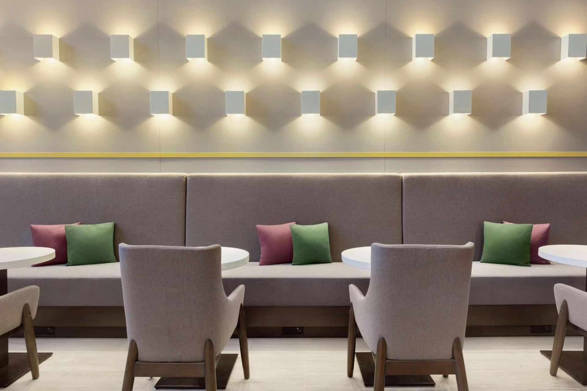 Hampton Inn & Suites Houston-Cypress Station photo 15
