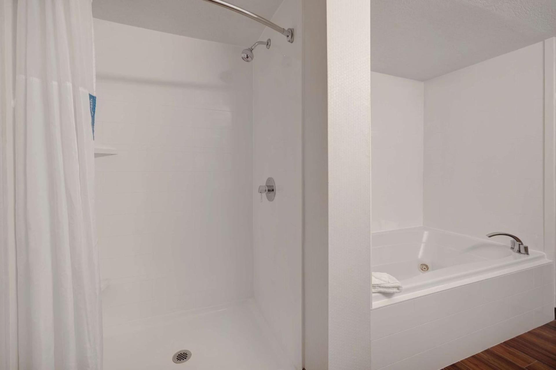 Hampton Inn by Hilton in Hot Springs, Arkansas photo 22