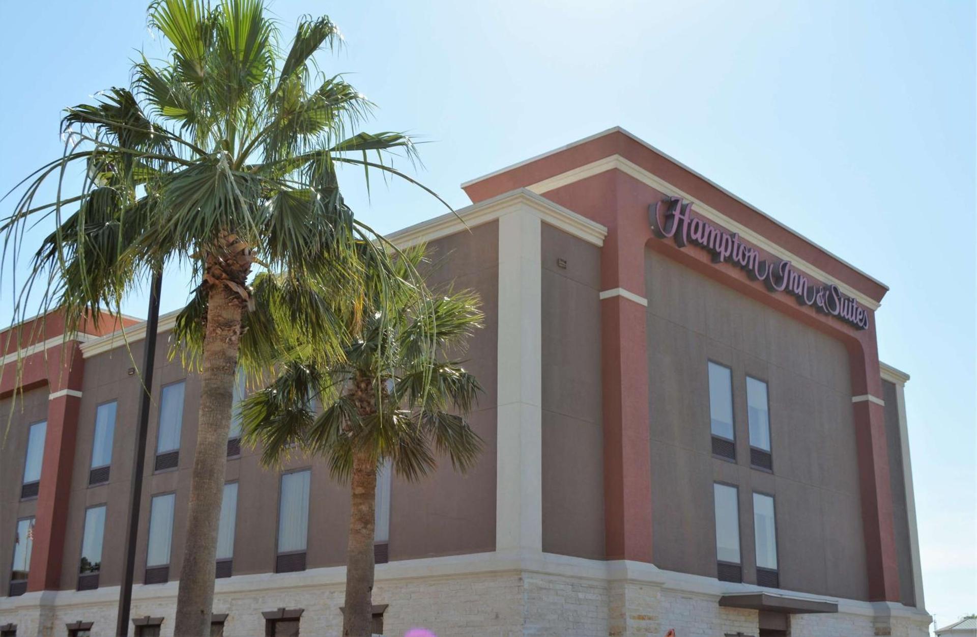 Hampton Inn and Suites Houston-Katy photo 1