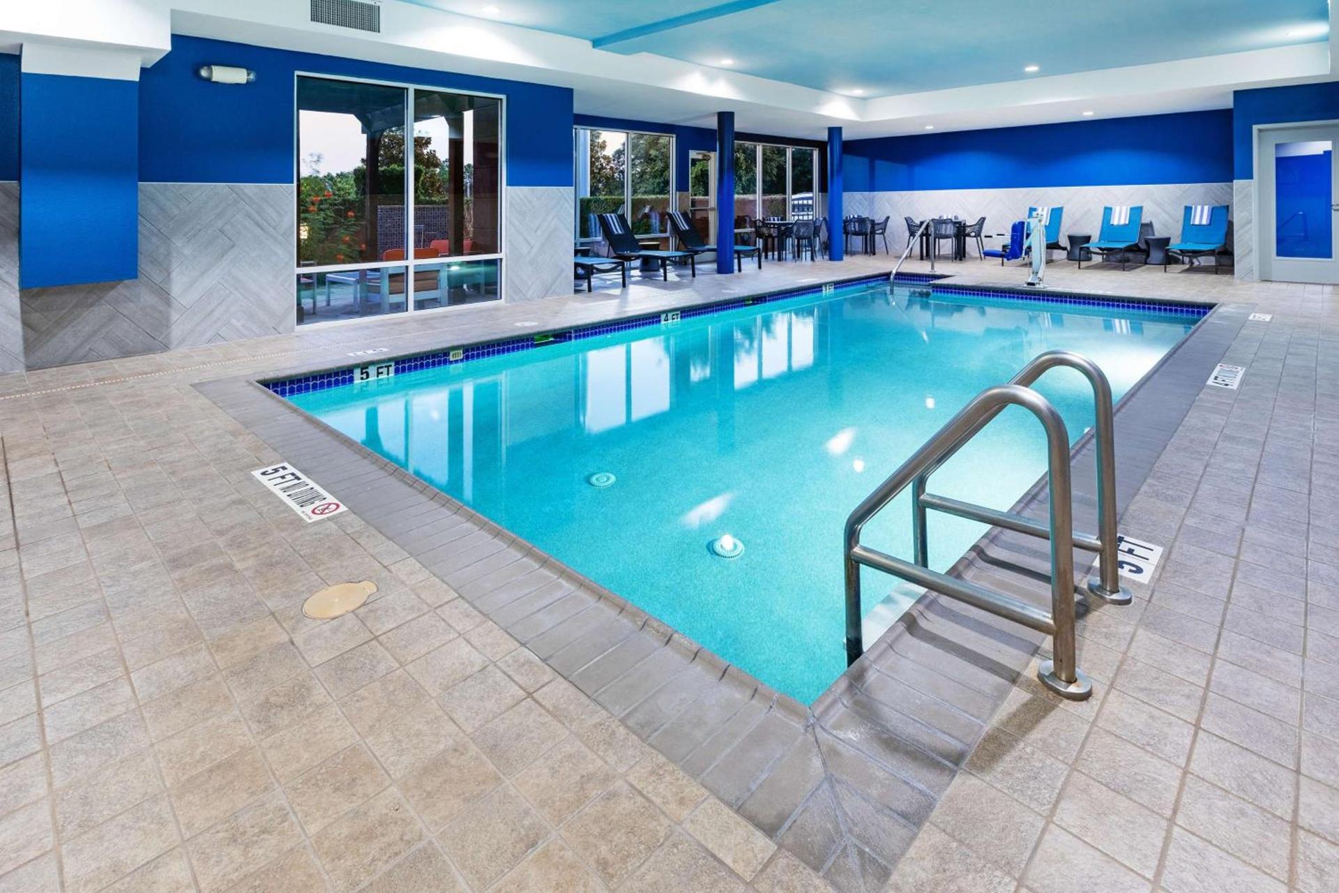 Hampton Inn and Suites Houston Heights I-10 photo 4
