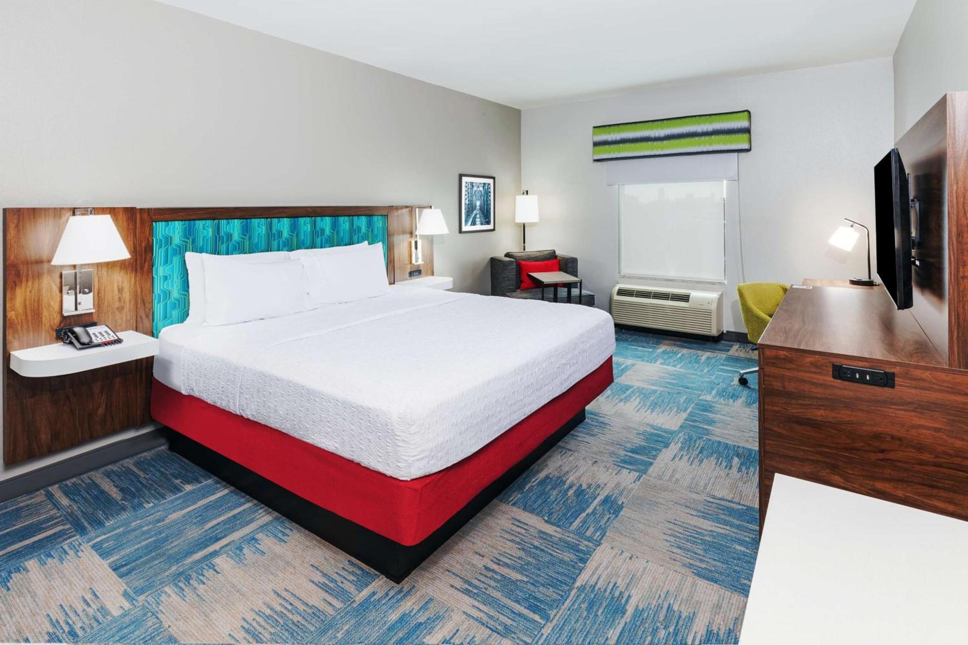 Hampton Inn and Suites Houston Heights I-10 photo 36