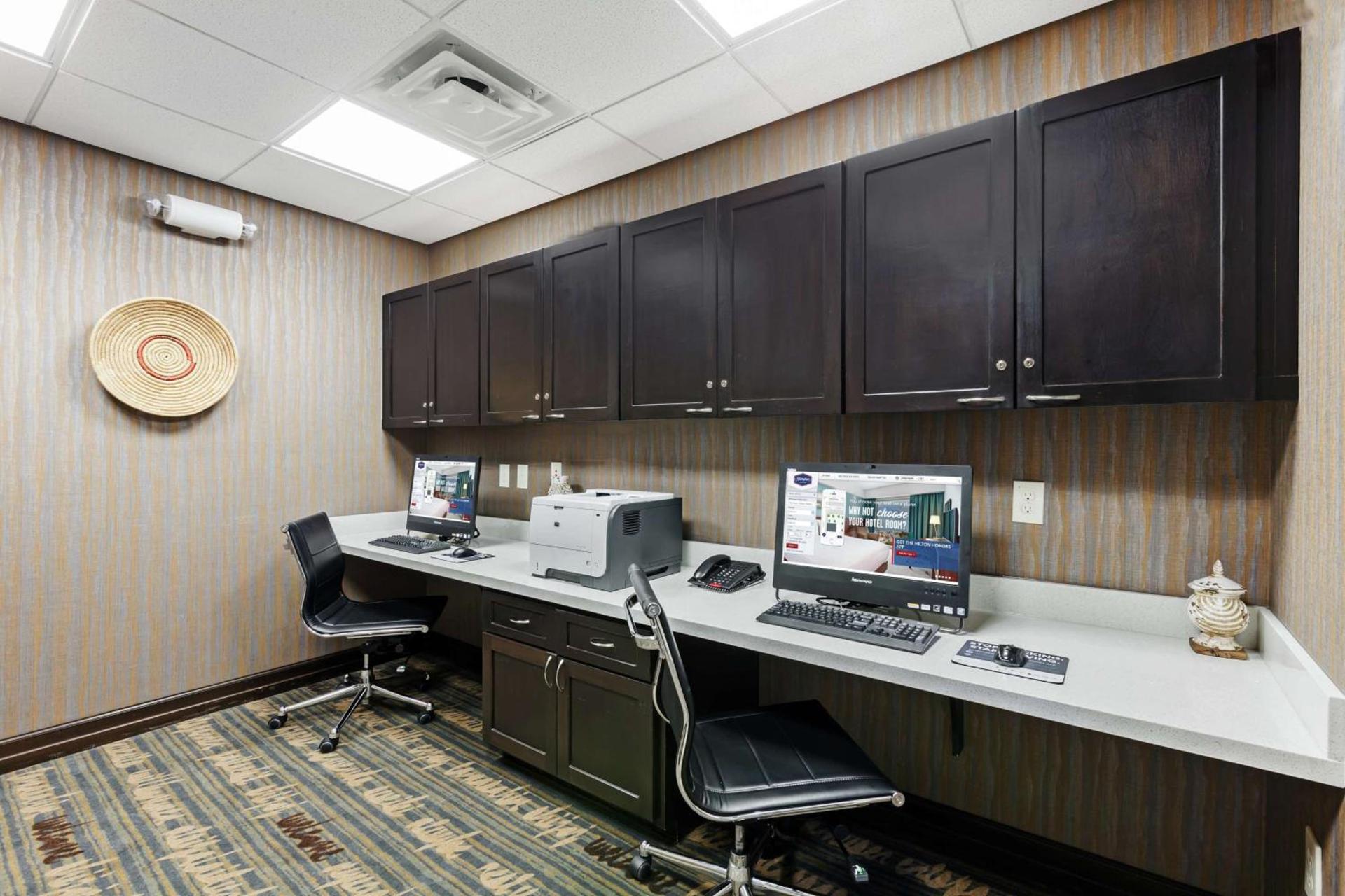 Hampton Inn and Suites Houston Heights I-10 photo 50