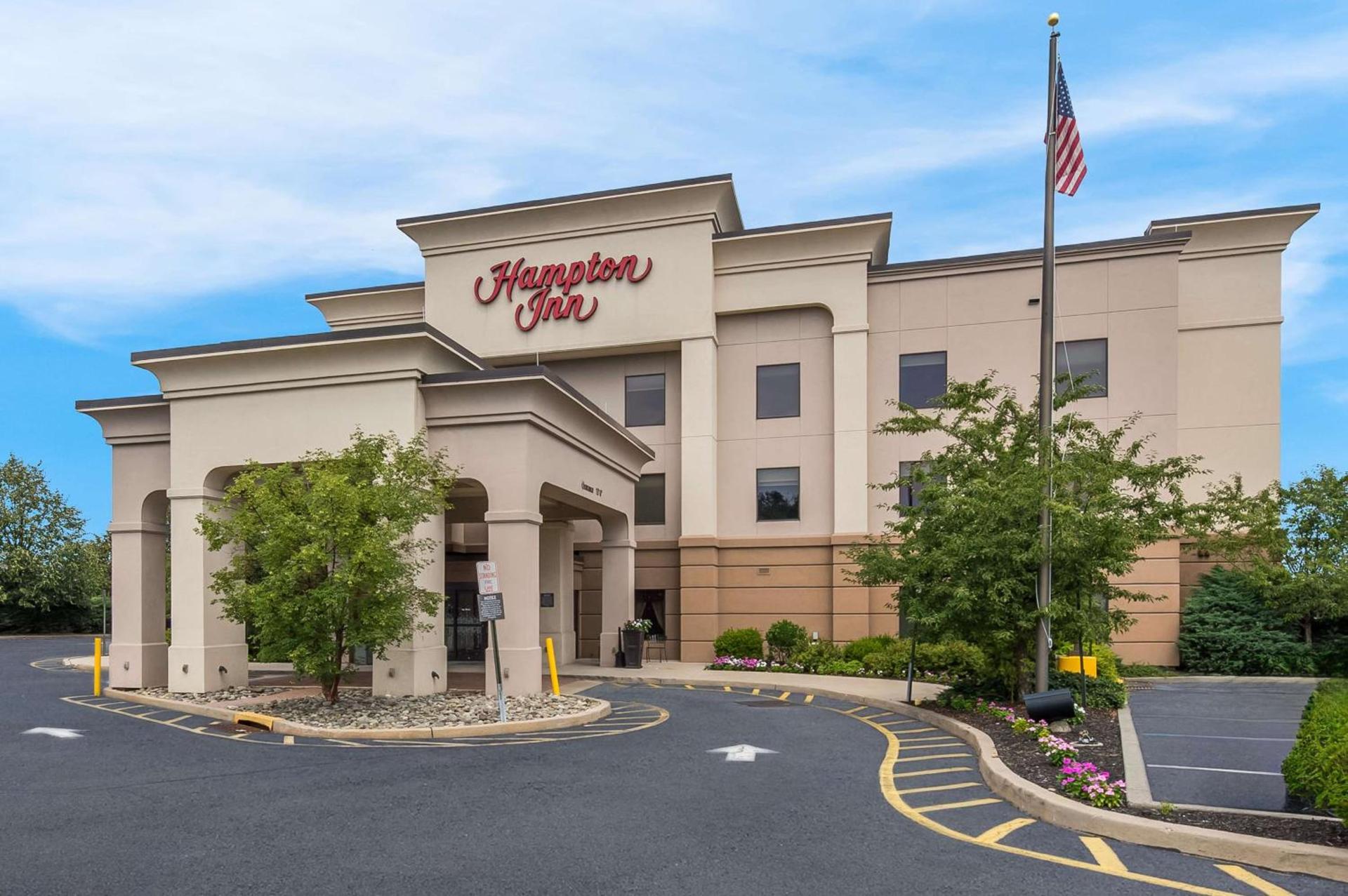 Hampton Inn Nanuet photo 2