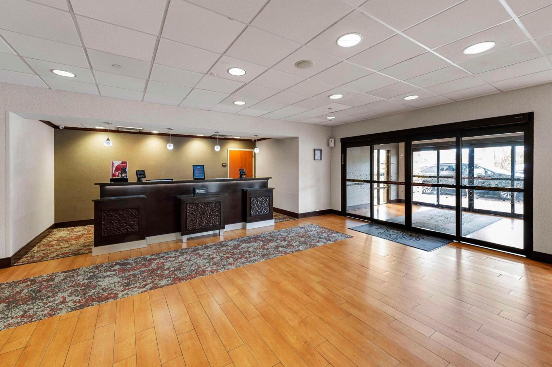 Hampton Inn Nanuet photo 5