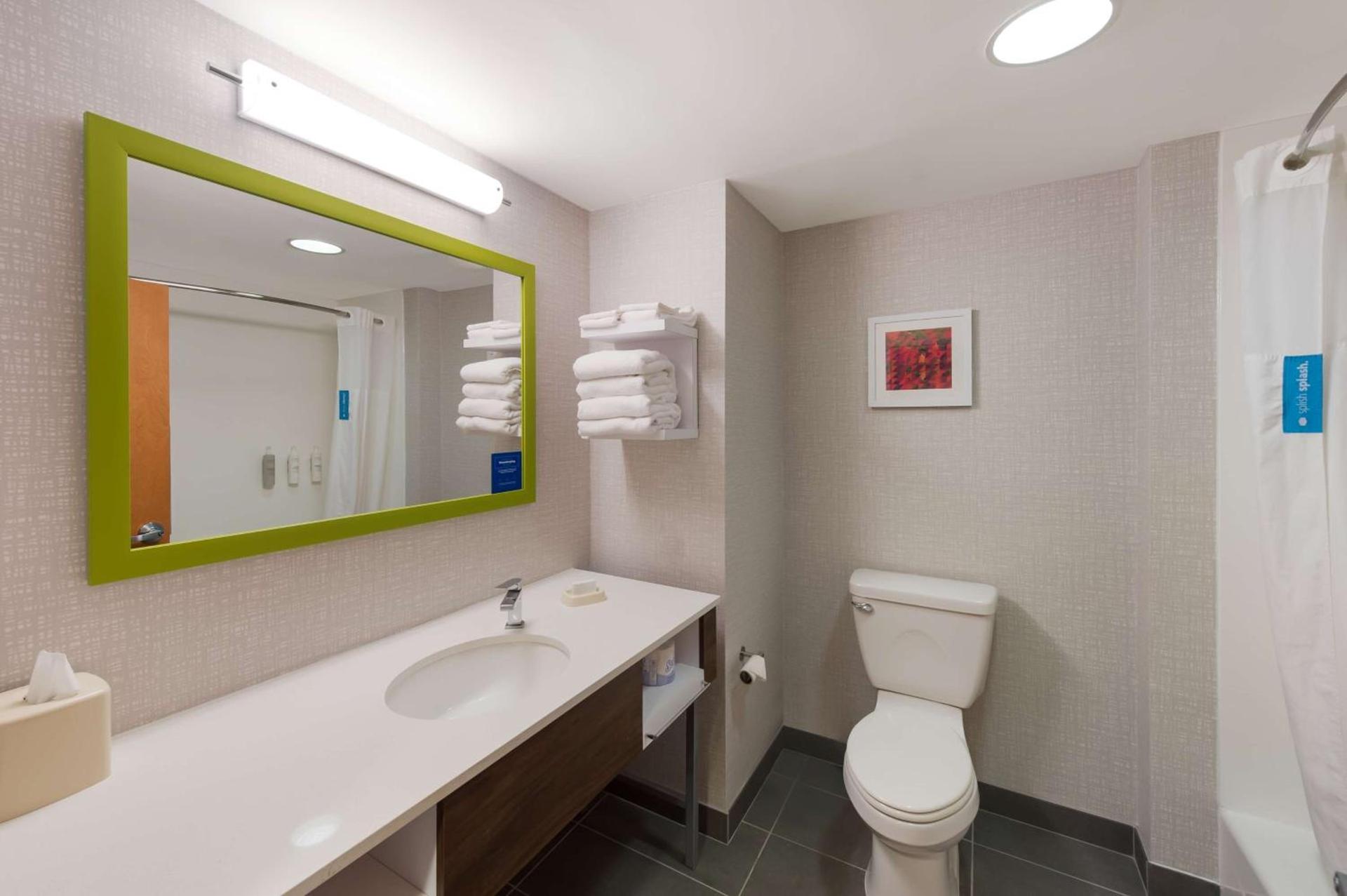 Hampton Inn Nanuet photo 26