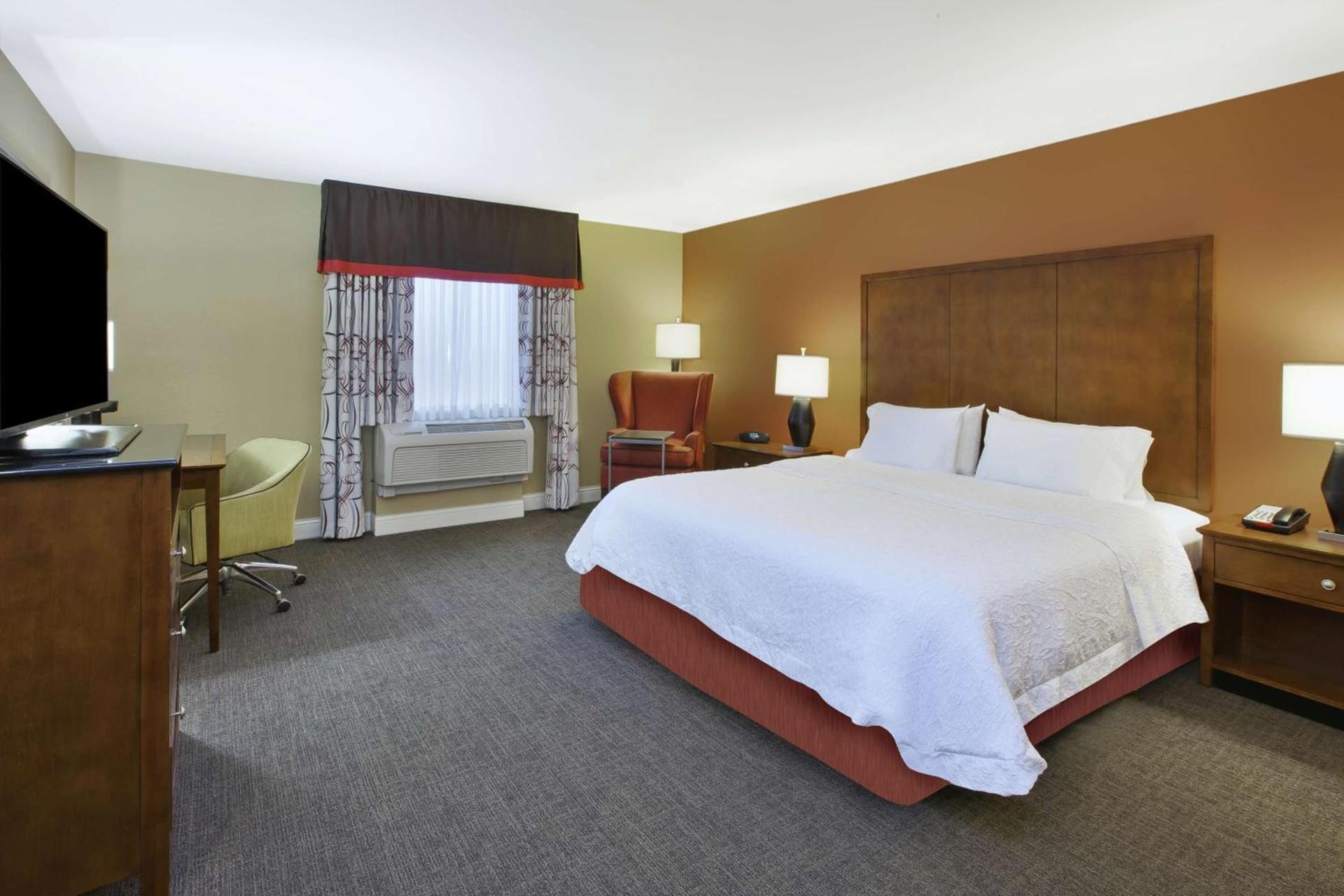 Hampton Inn & Suites Wichita-Northeast photo 14