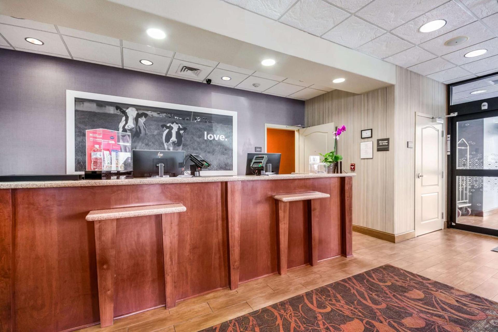 Hampton Inn Derby-Wichita Southeast photo 5