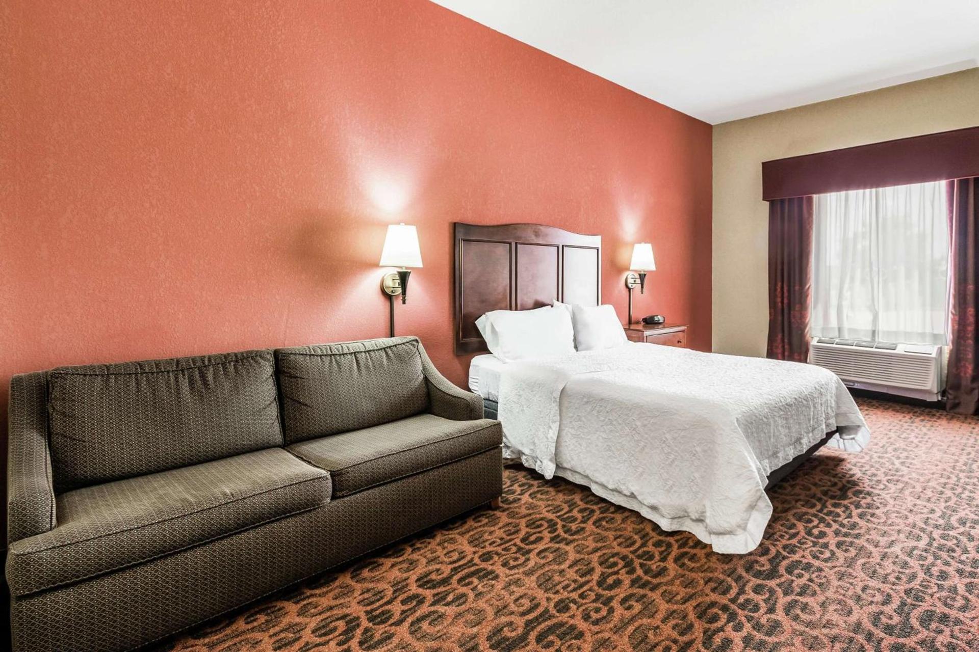 Hampton Inn Derby-Wichita Southeast photo 26