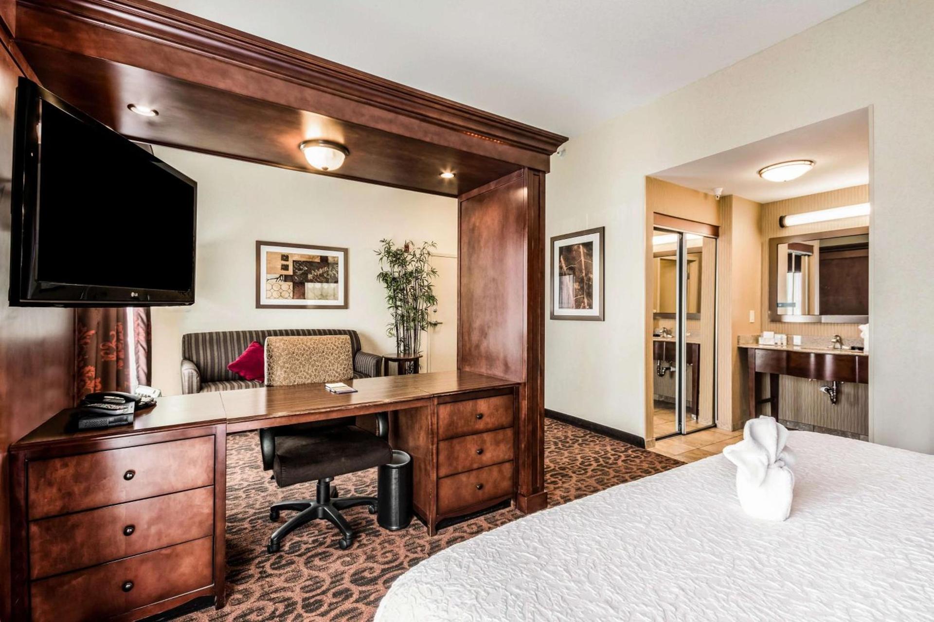 Hampton Inn Derby-Wichita Southeast photo 33