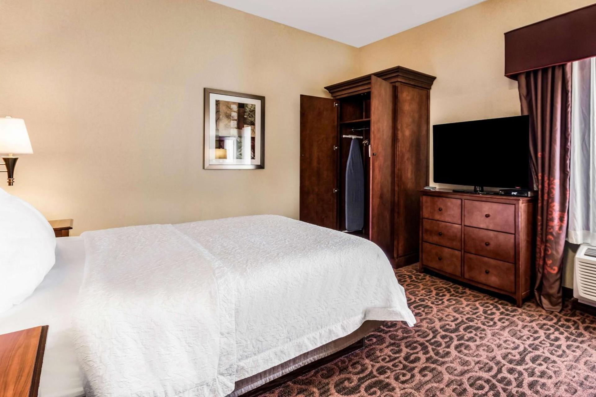 Hampton Inn Derby-Wichita Southeast photo 44