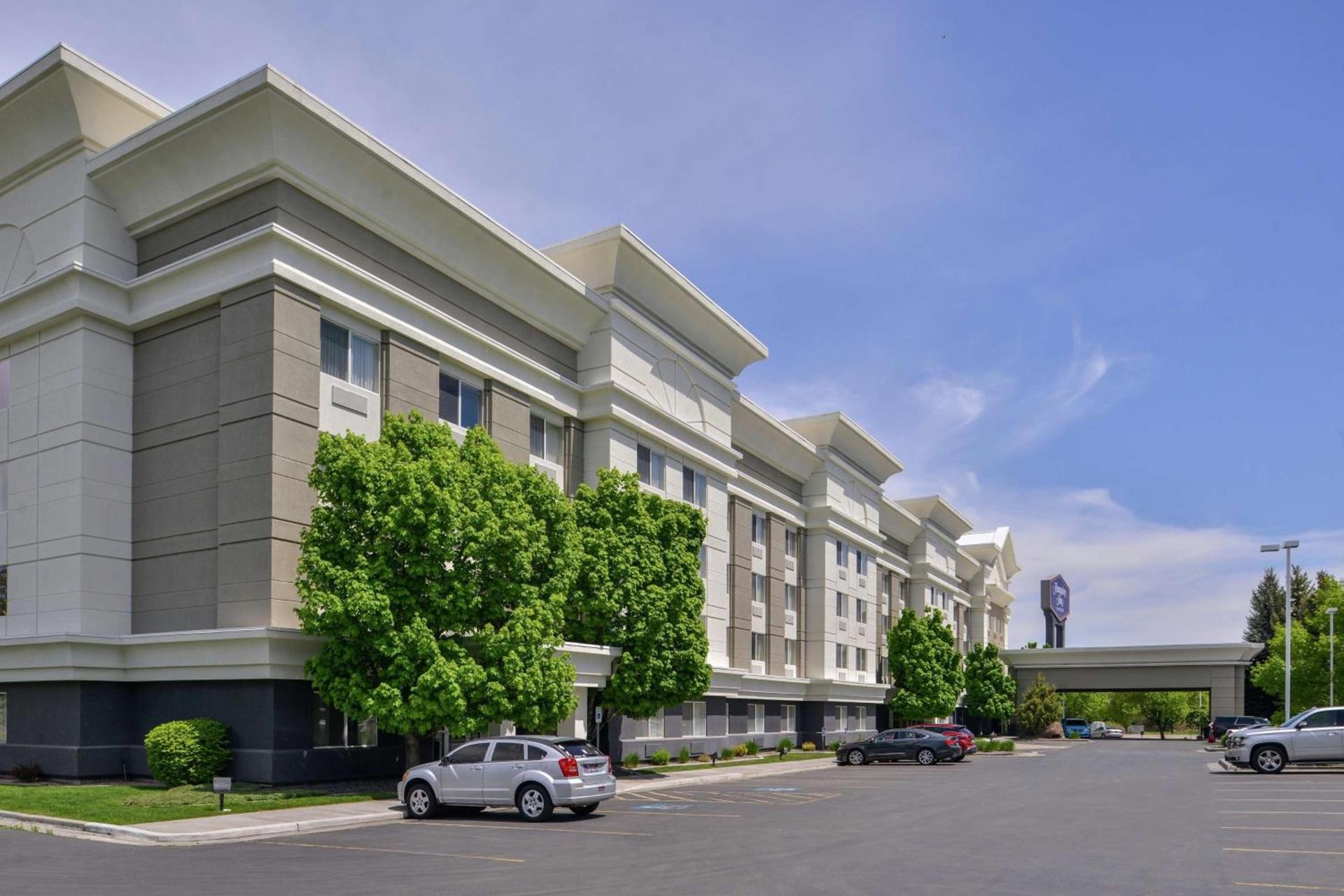 Hampton Inn Idaho Falls / Airport photo 3