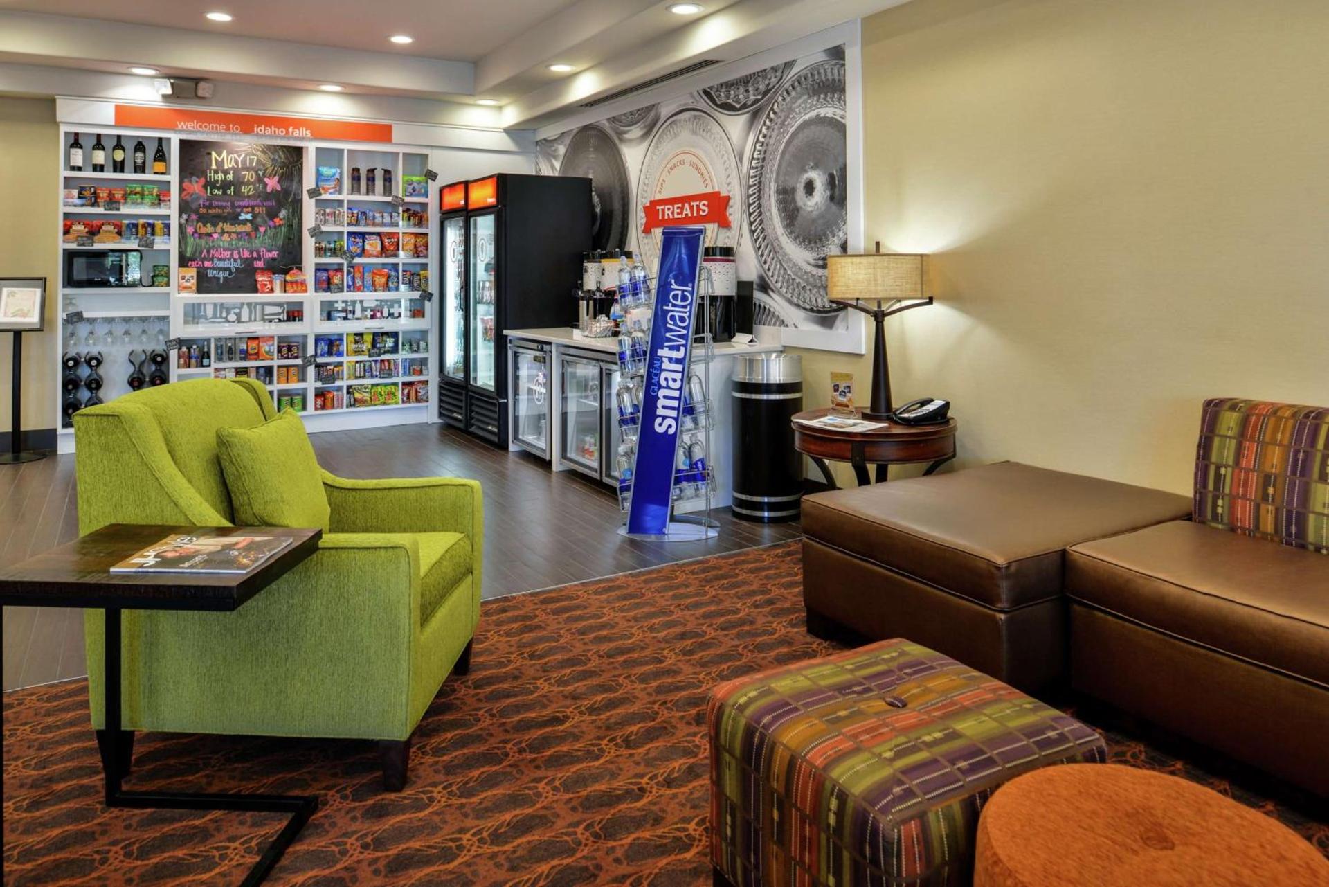Hampton Inn Idaho Falls / Airport photo 8