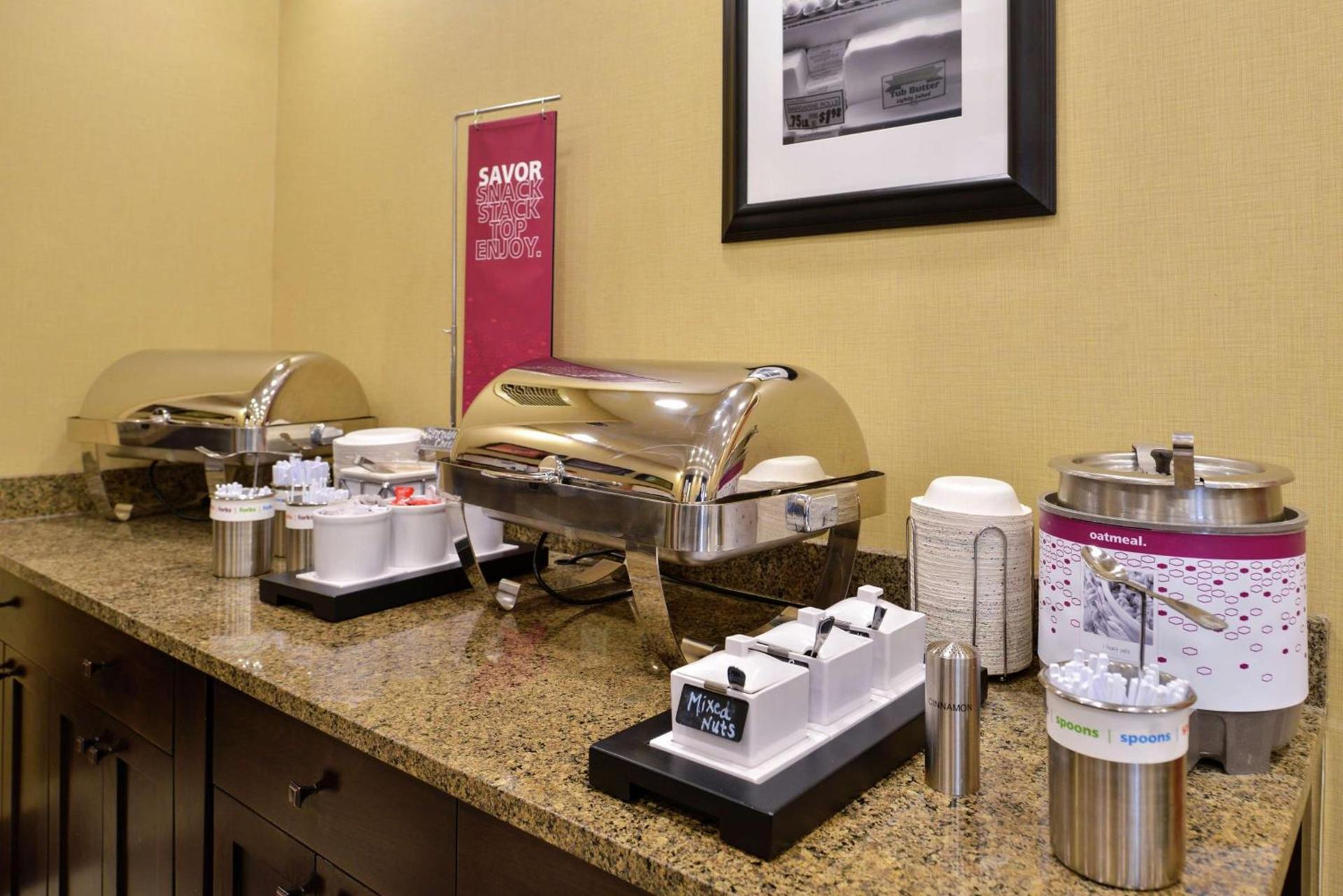 Hampton Inn Idaho Falls / Airport photo 18