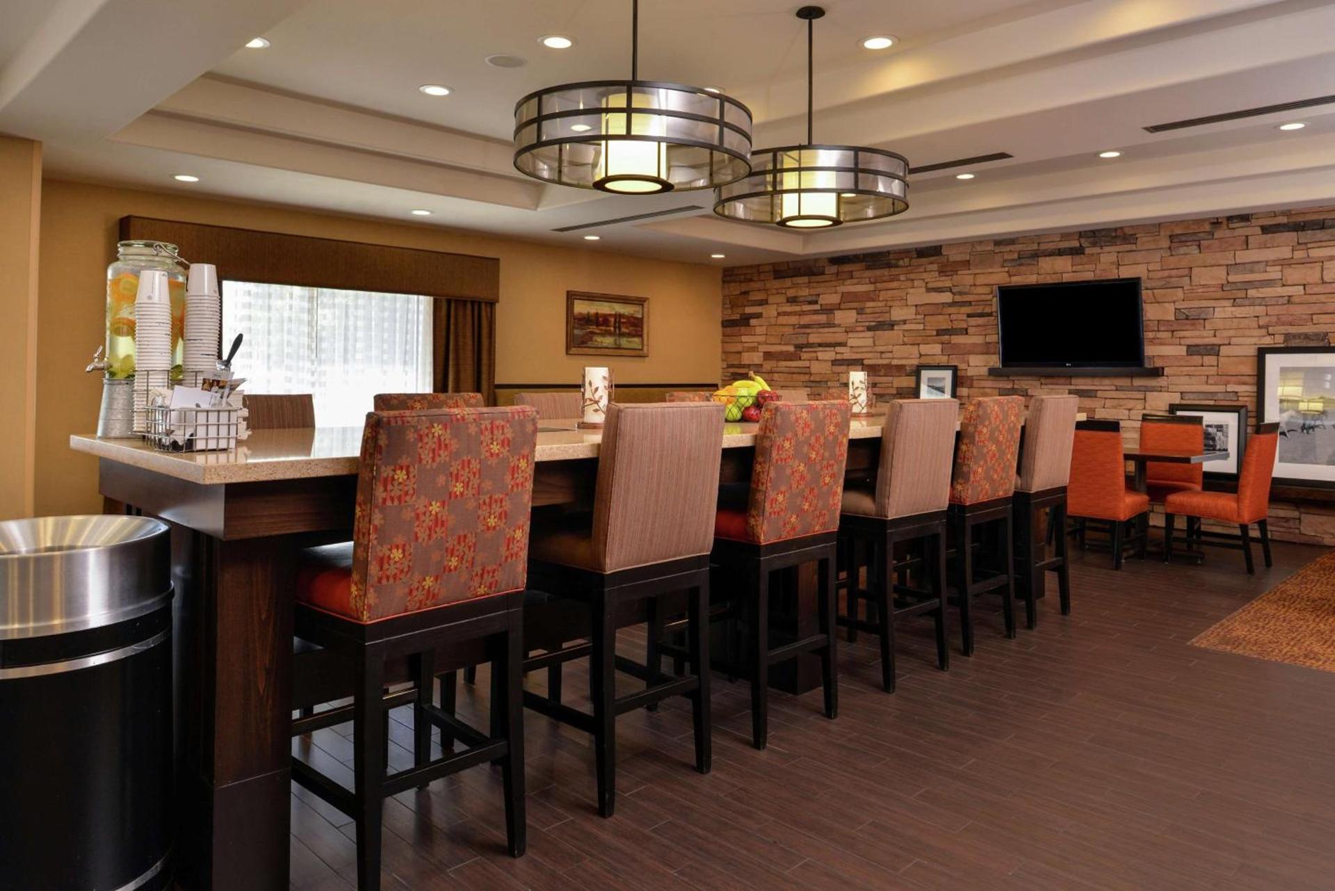 Hampton Inn Idaho Falls / Airport photo 19