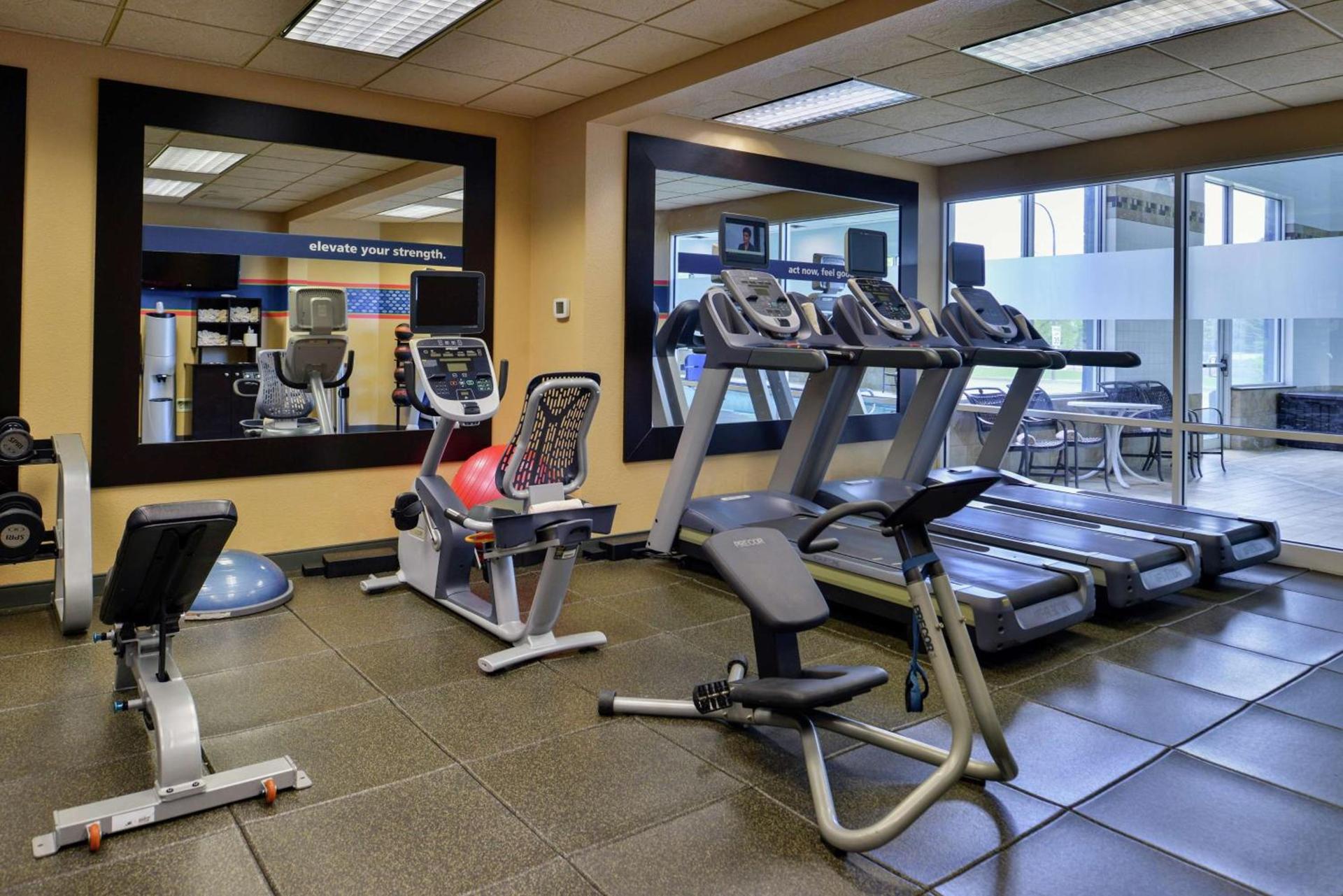 Hampton Inn Idaho Falls / Airport photo 21