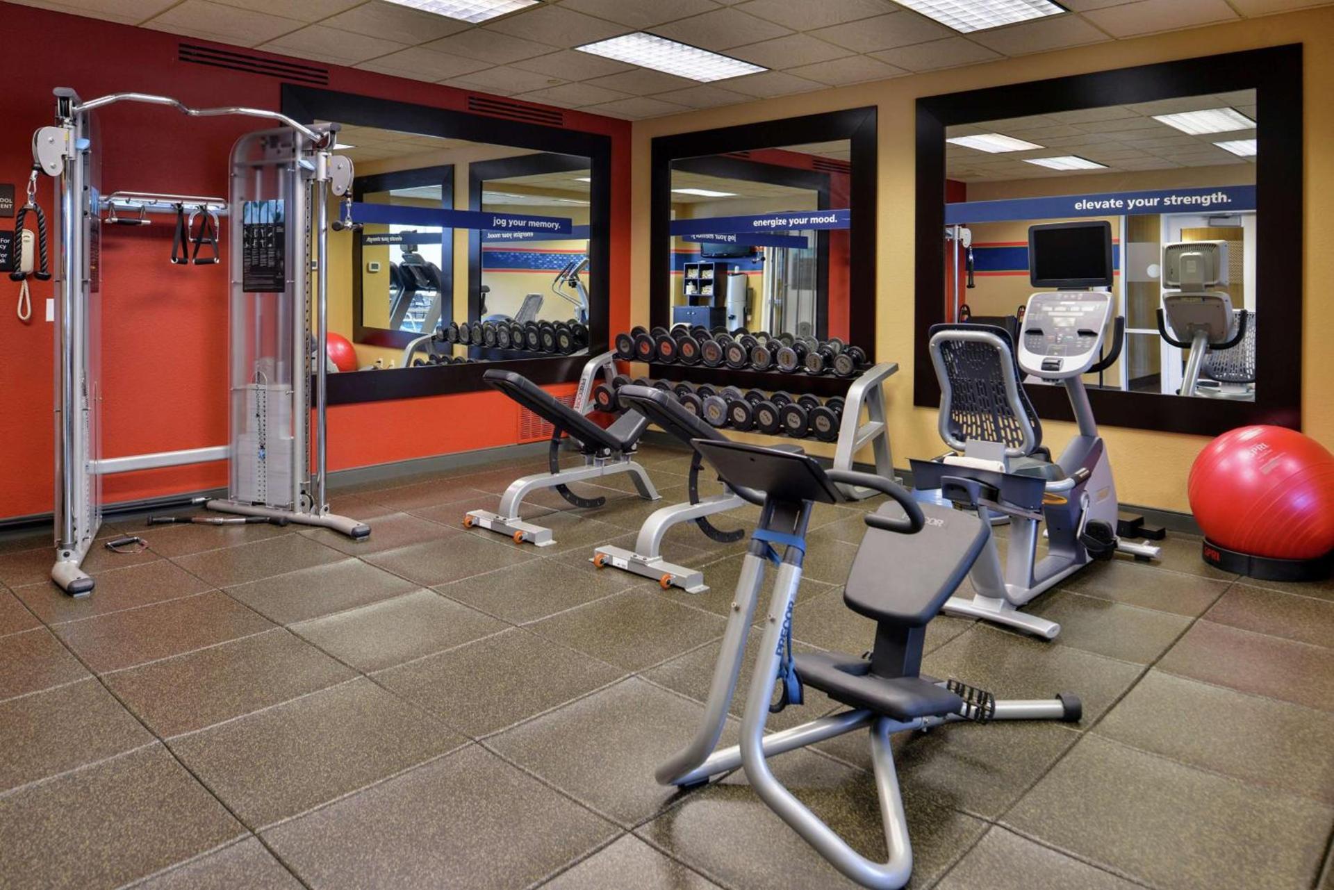 Hampton Inn Idaho Falls / Airport photo 23