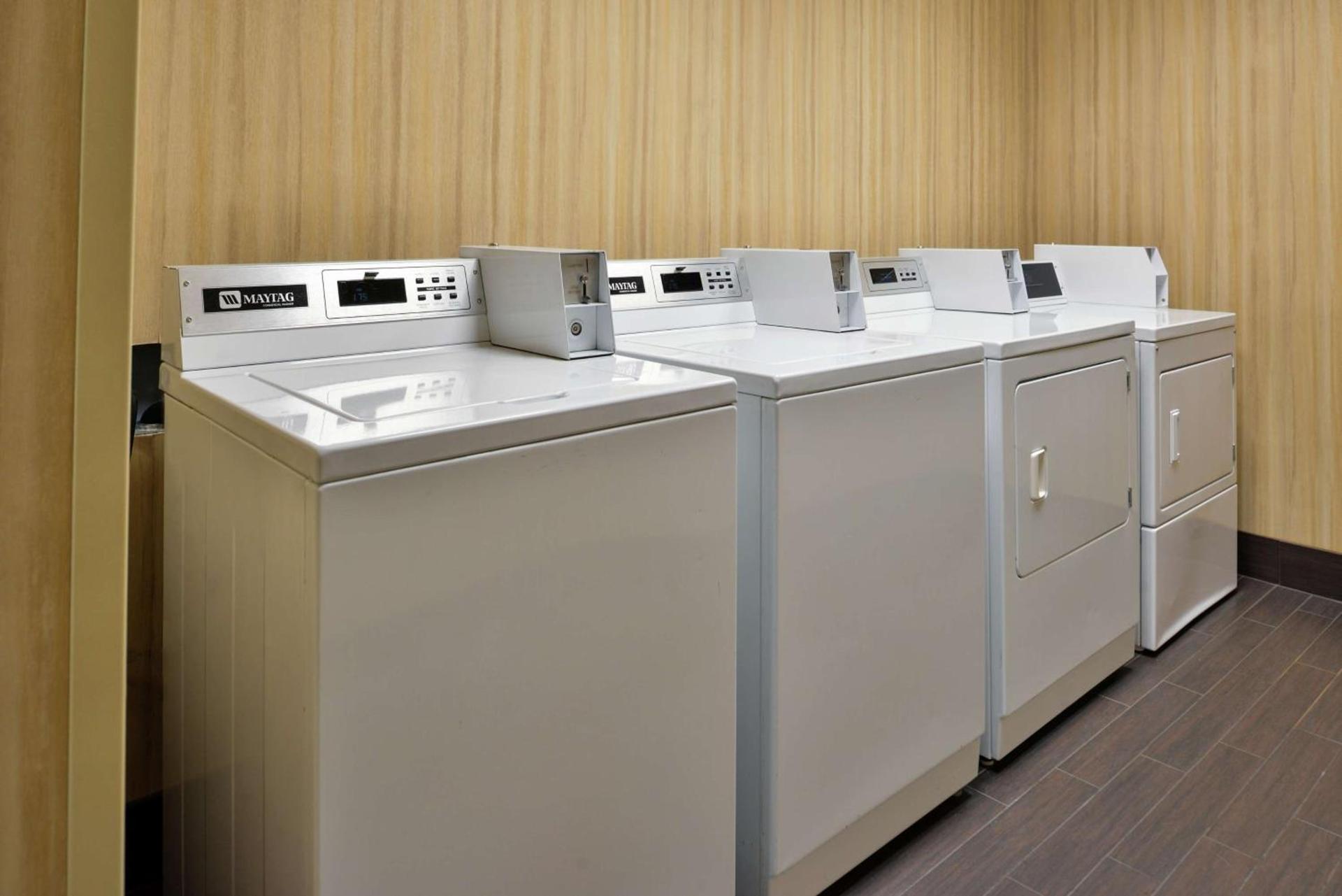 Hampton Inn Idaho Falls / Airport photo 43