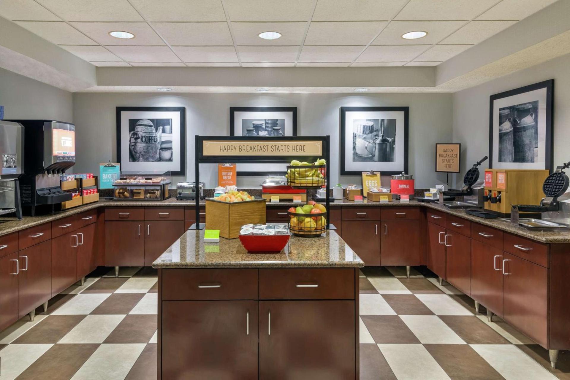 Hampton Inn by Hilton Indianapolis-South photo 9