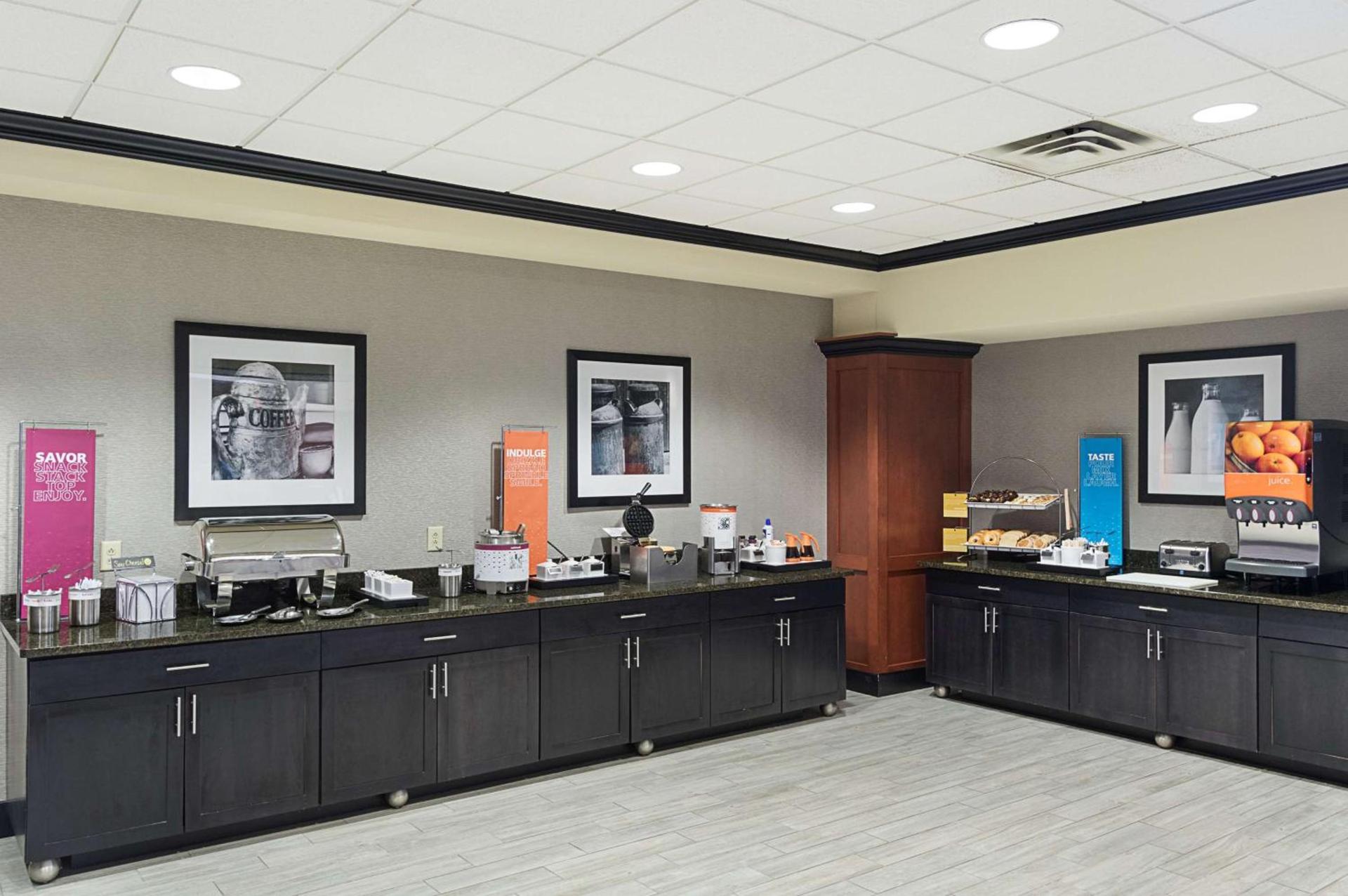 Hampton Inn and Suites Indianapolis/Brownsburg photo 13