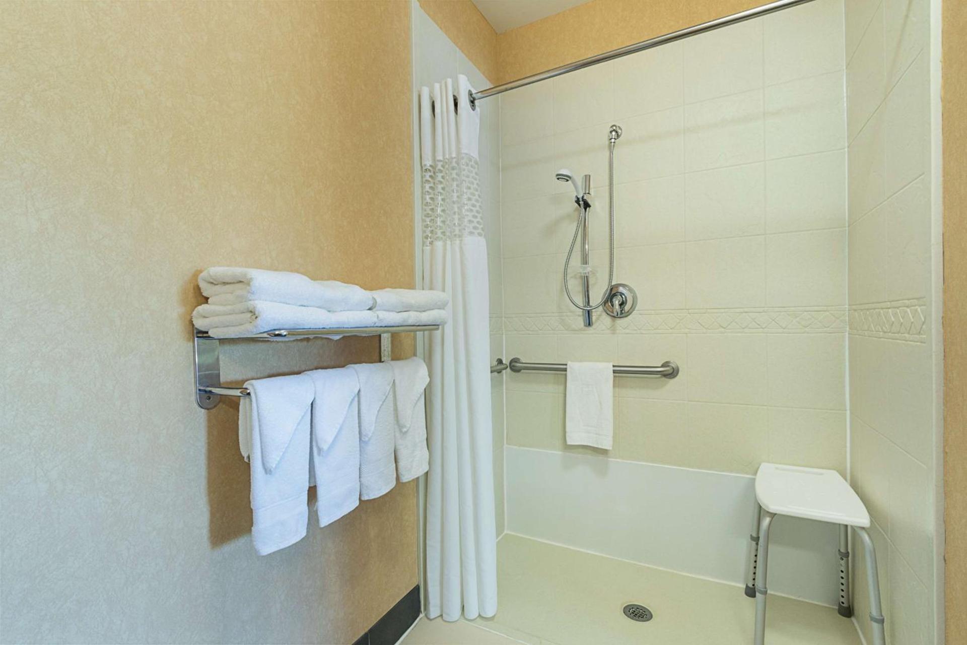 Hampton Inn and Suites Indianapolis/Brownsburg photo 17