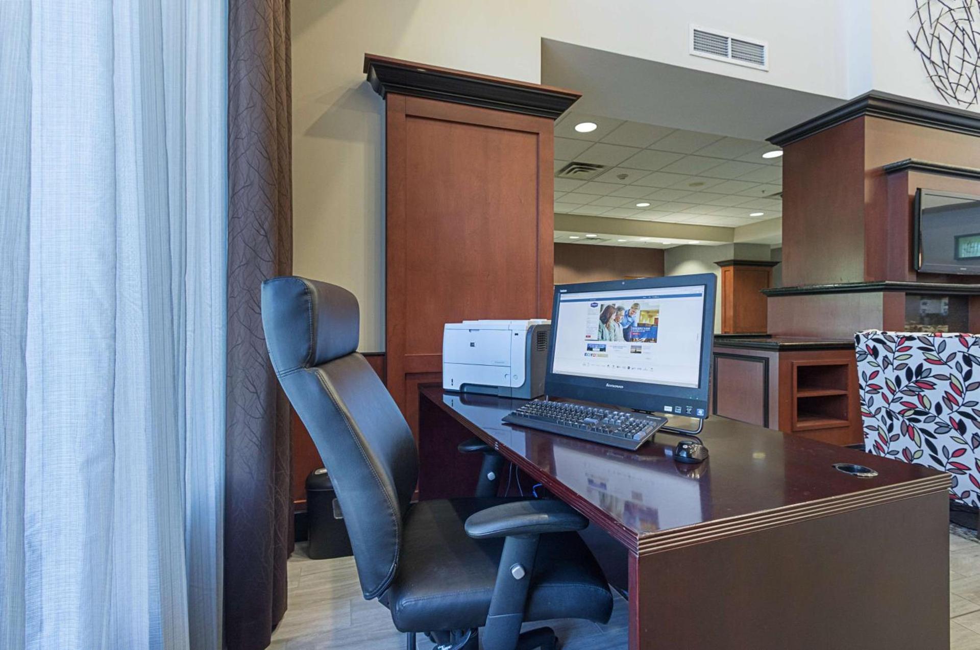 Hampton Inn and Suites Indianapolis/Brownsburg photo 36