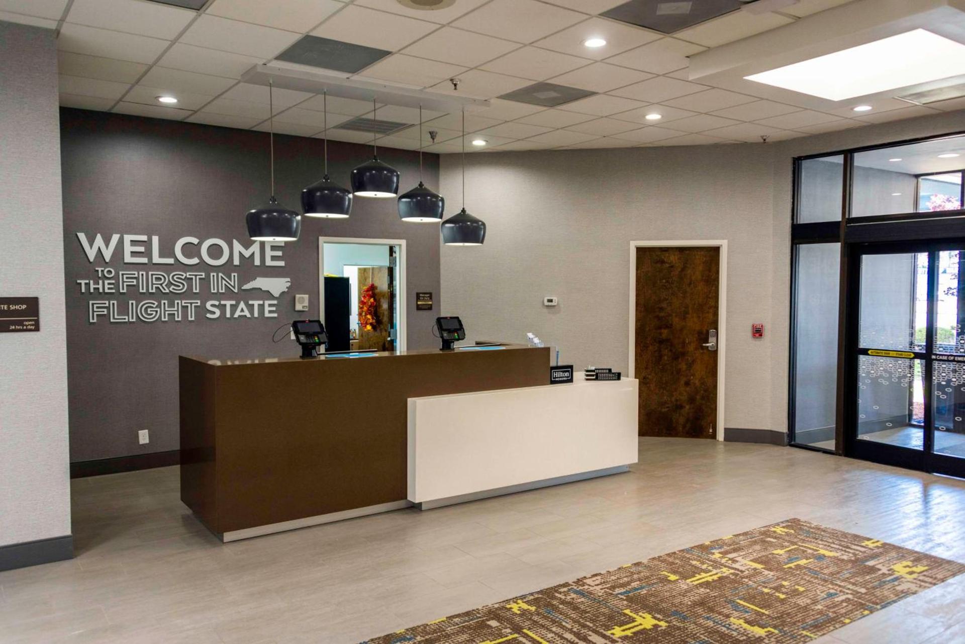 Hampton Inn Kinston photo 7