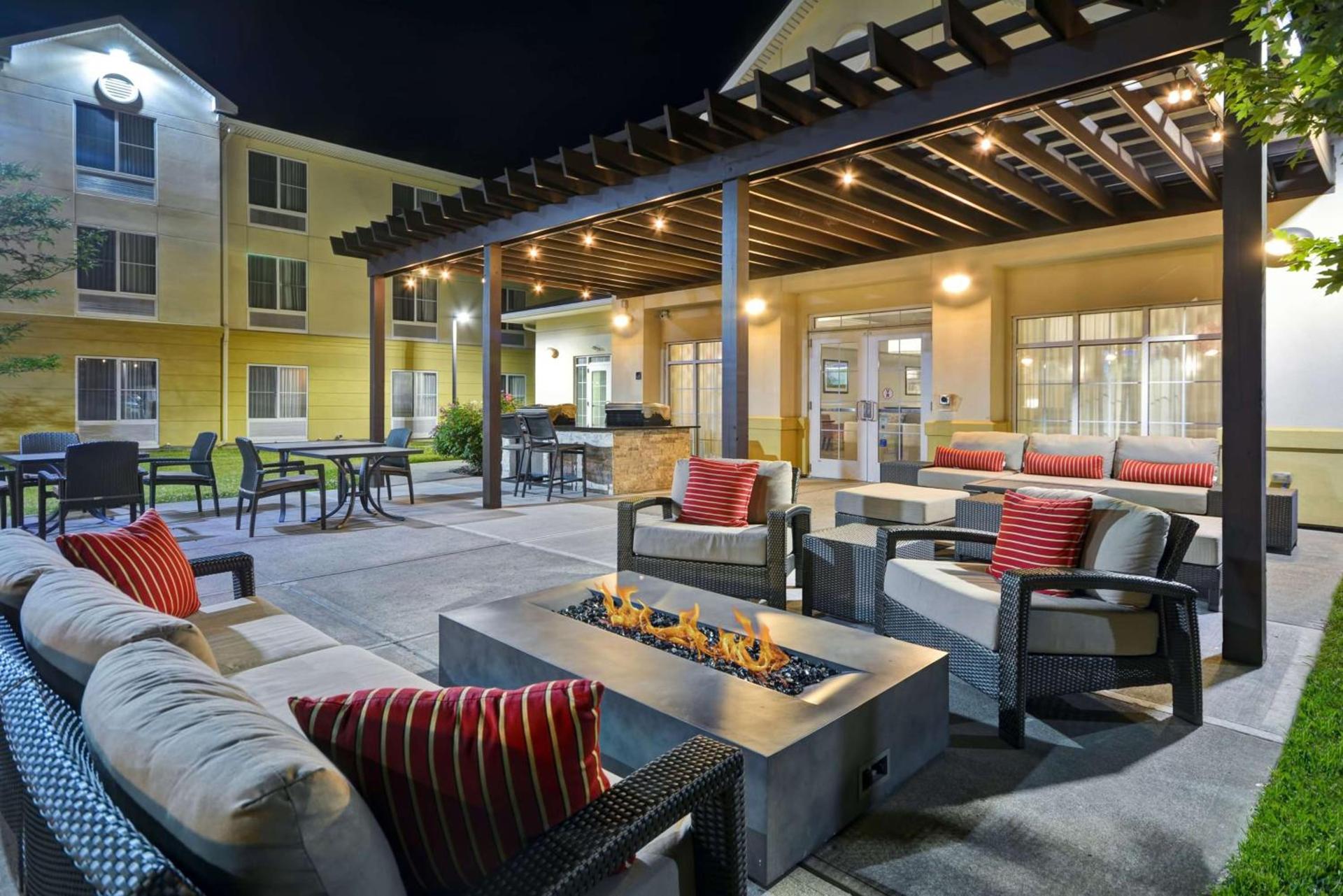 Homewood Suites by Hilton Ithaca photo 4