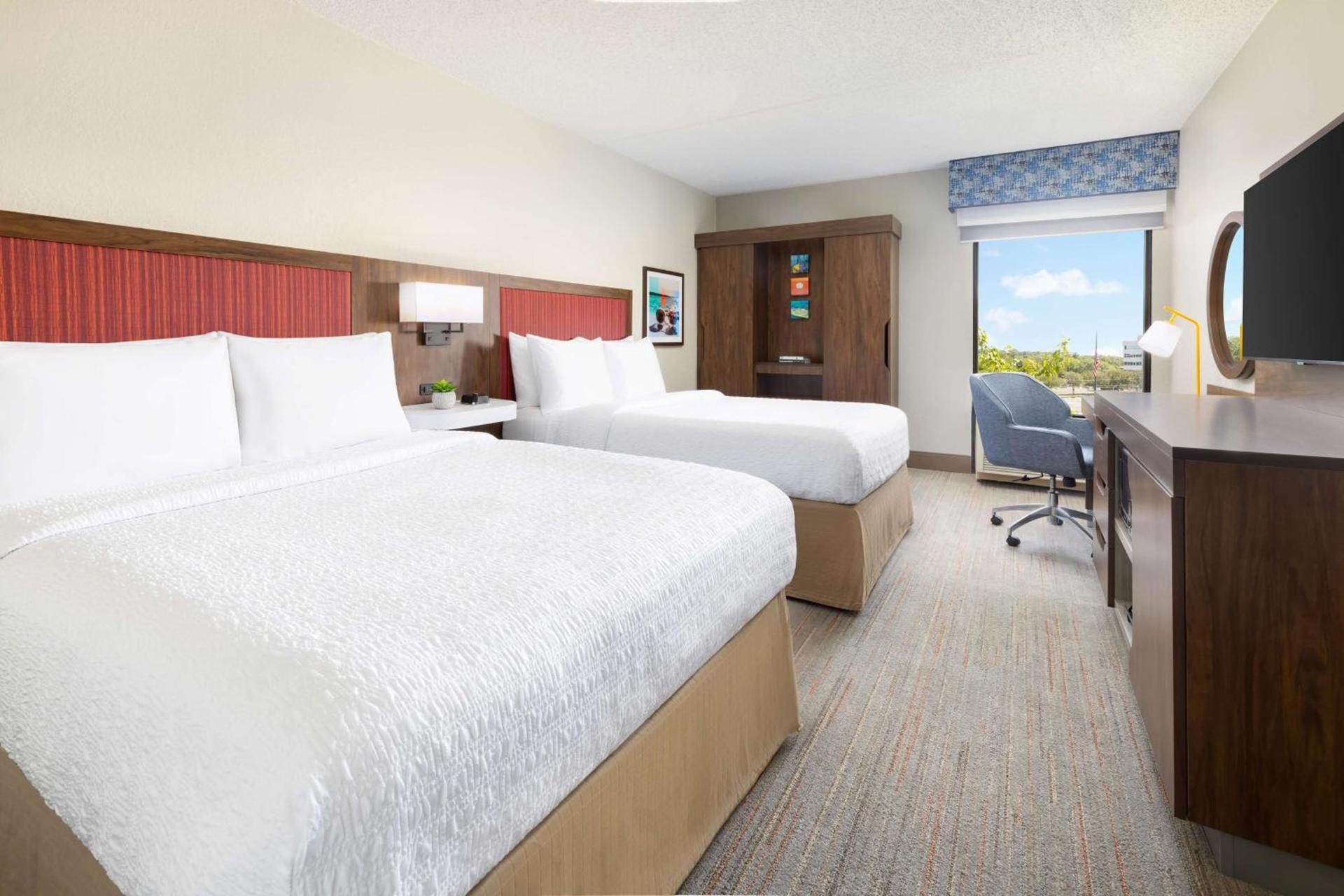 Hampton Inn Long Island/Islandia photo 14