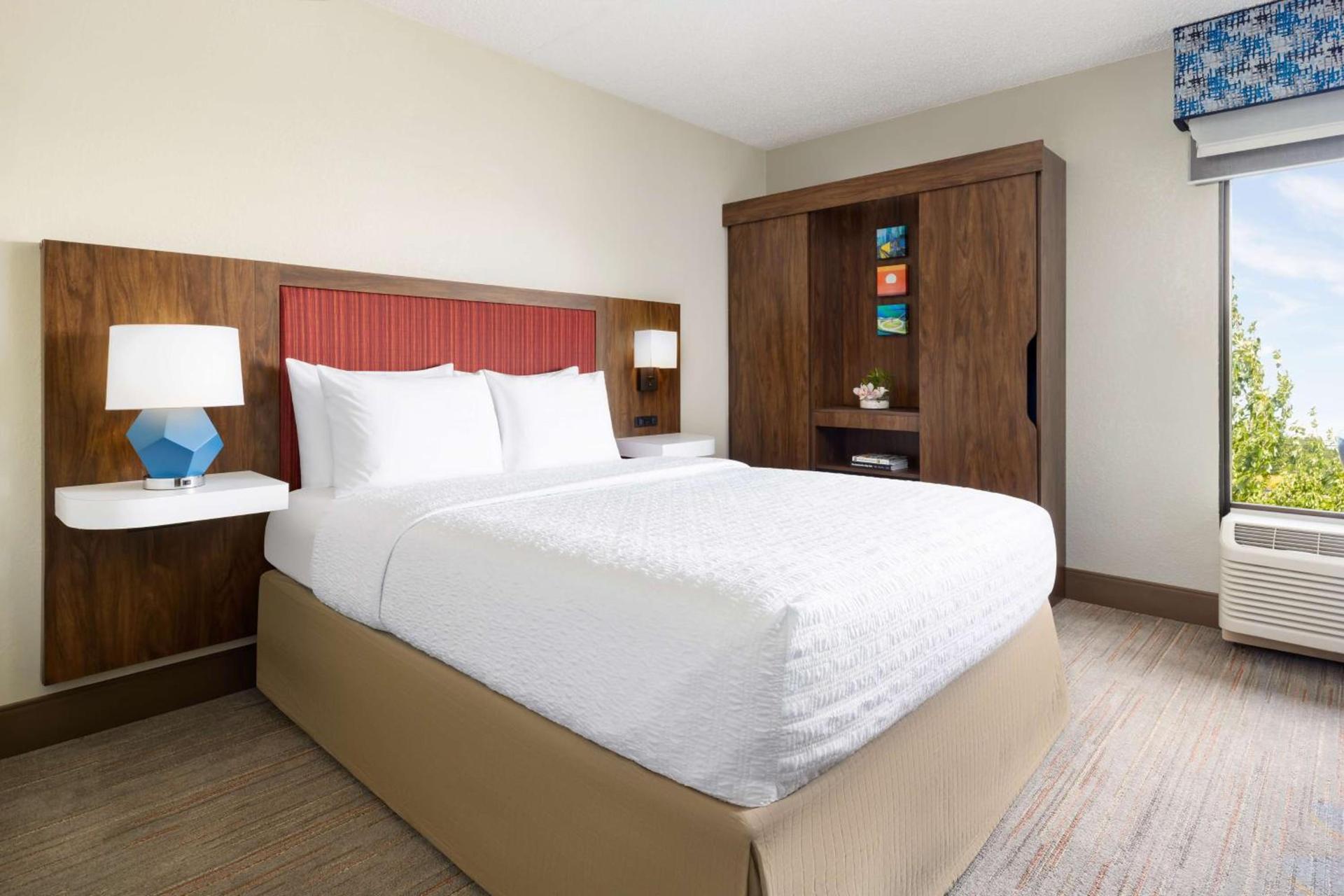 Hampton Inn Long Island/Islandia photo 22
