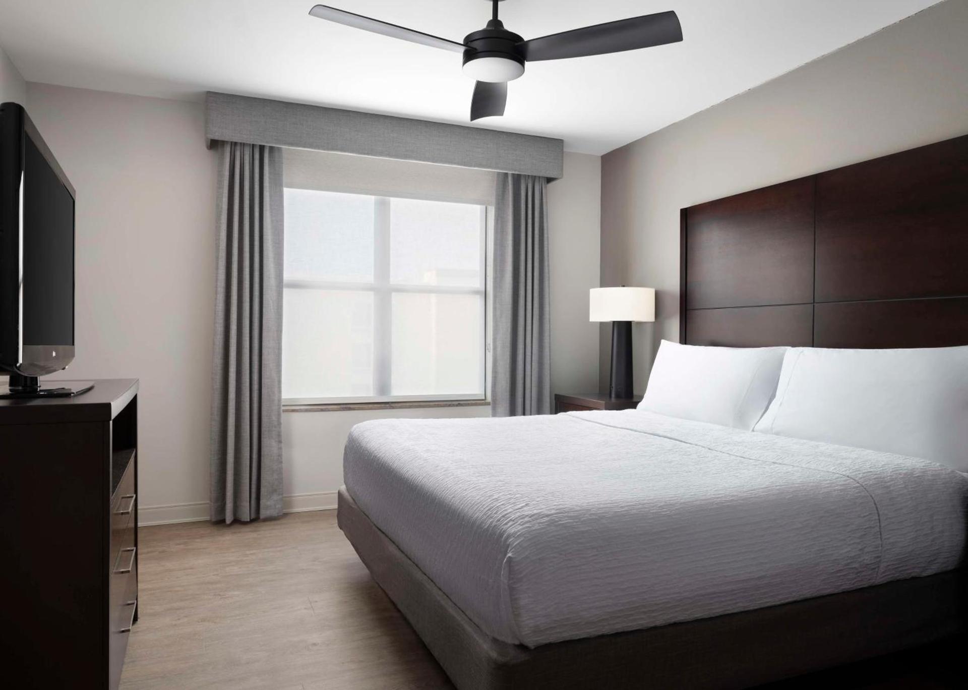 Homewood Suites by Hilton Carle Place - Garden City, NY photo 17