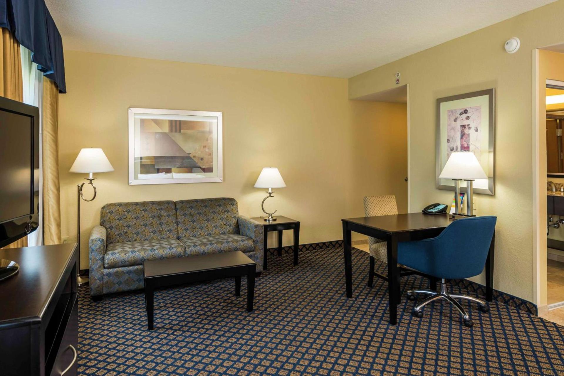 Hampton Inn & Suites Jacksonville South - Bartram Park photo 35
